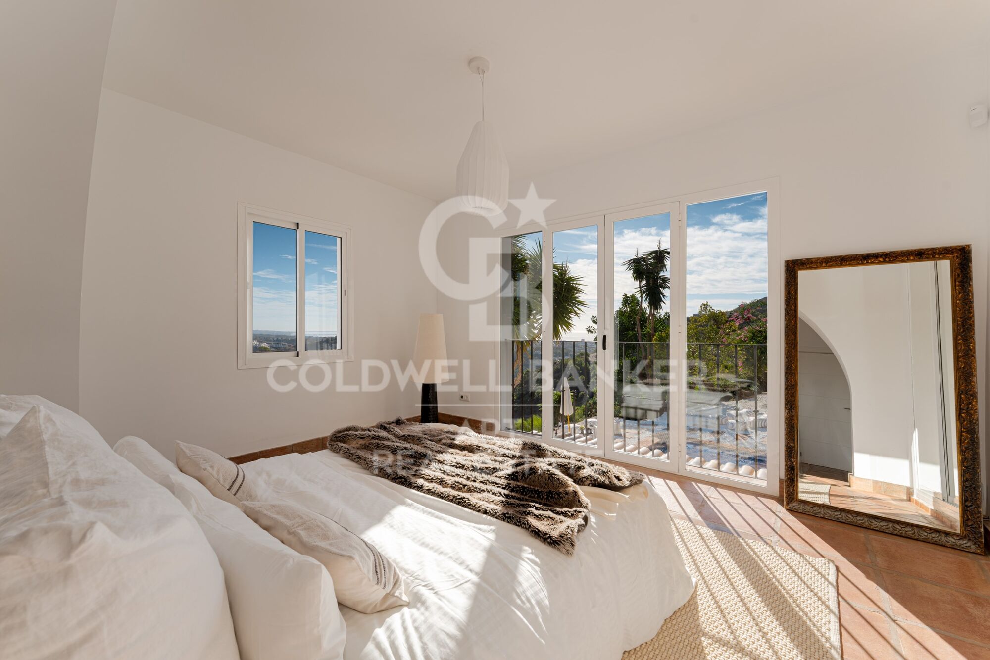 Exclusive property with exceptional potential in El Madroñal, Benahavís