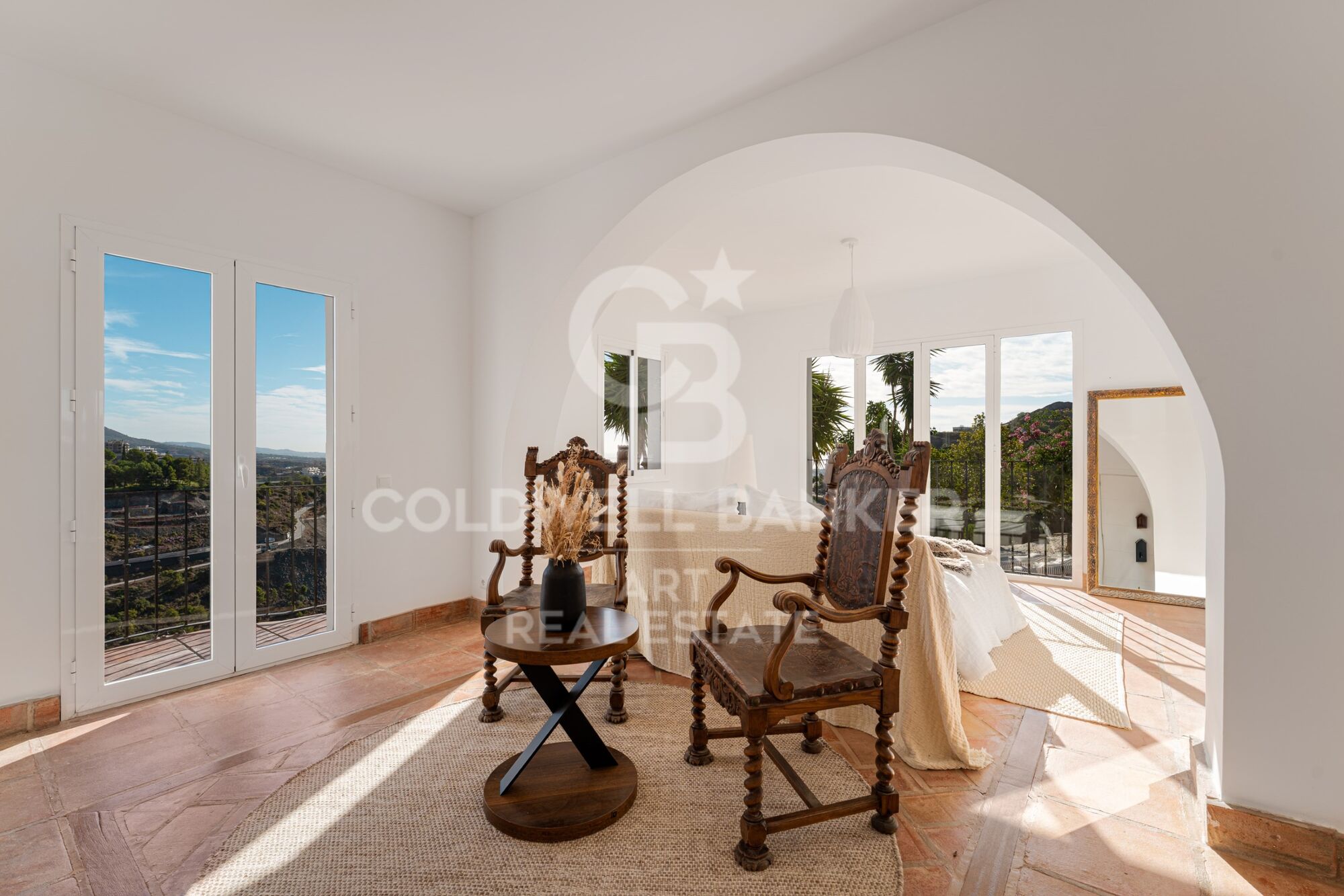 Exclusive property with exceptional potential in El Madroñal, Benahavís