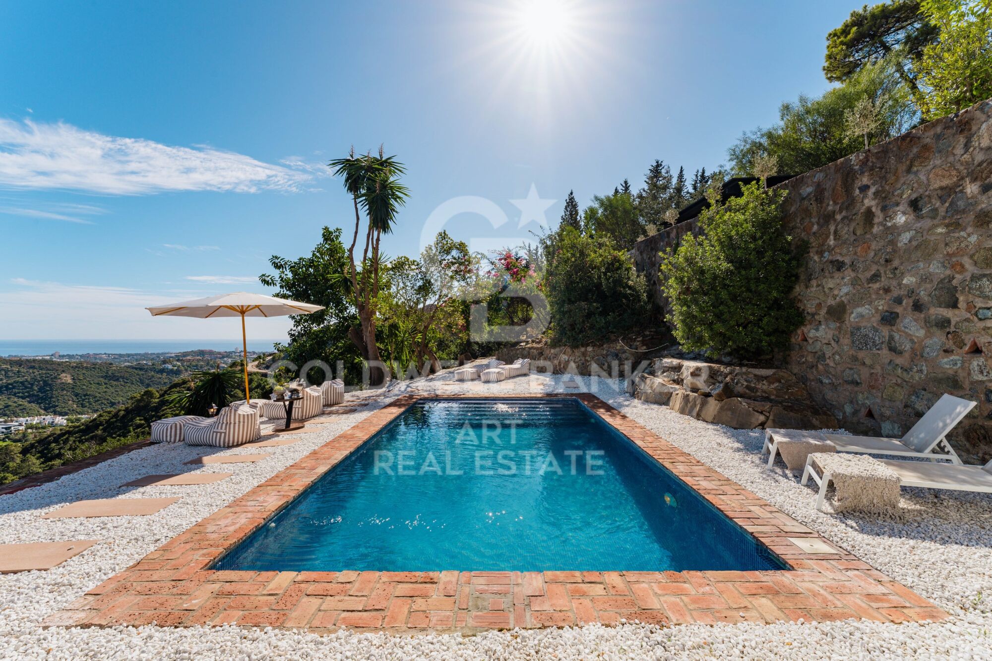 Exclusive property with exceptional potential in El Madroñal, Benahavís