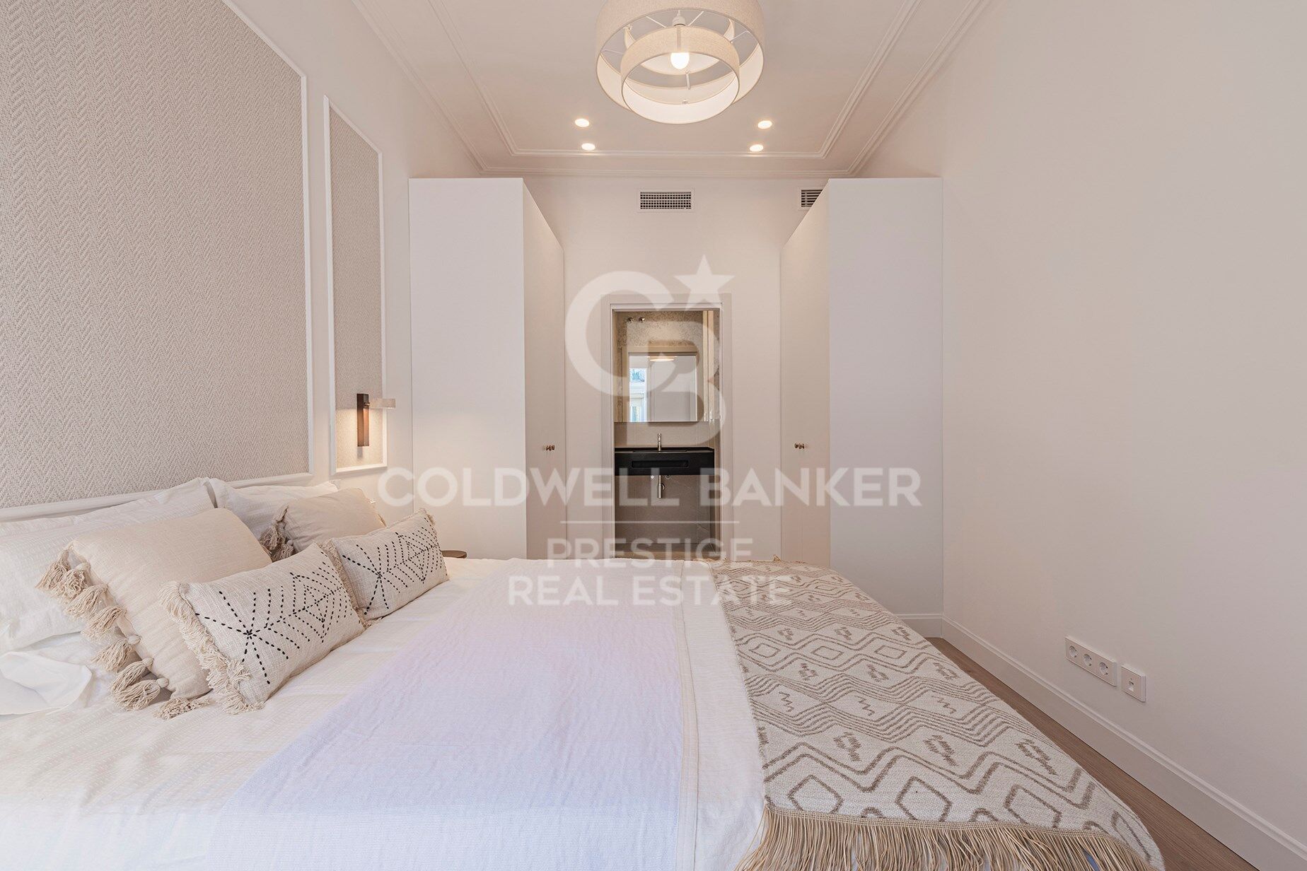 Apartment for sale in Poble Sec, Barcelona