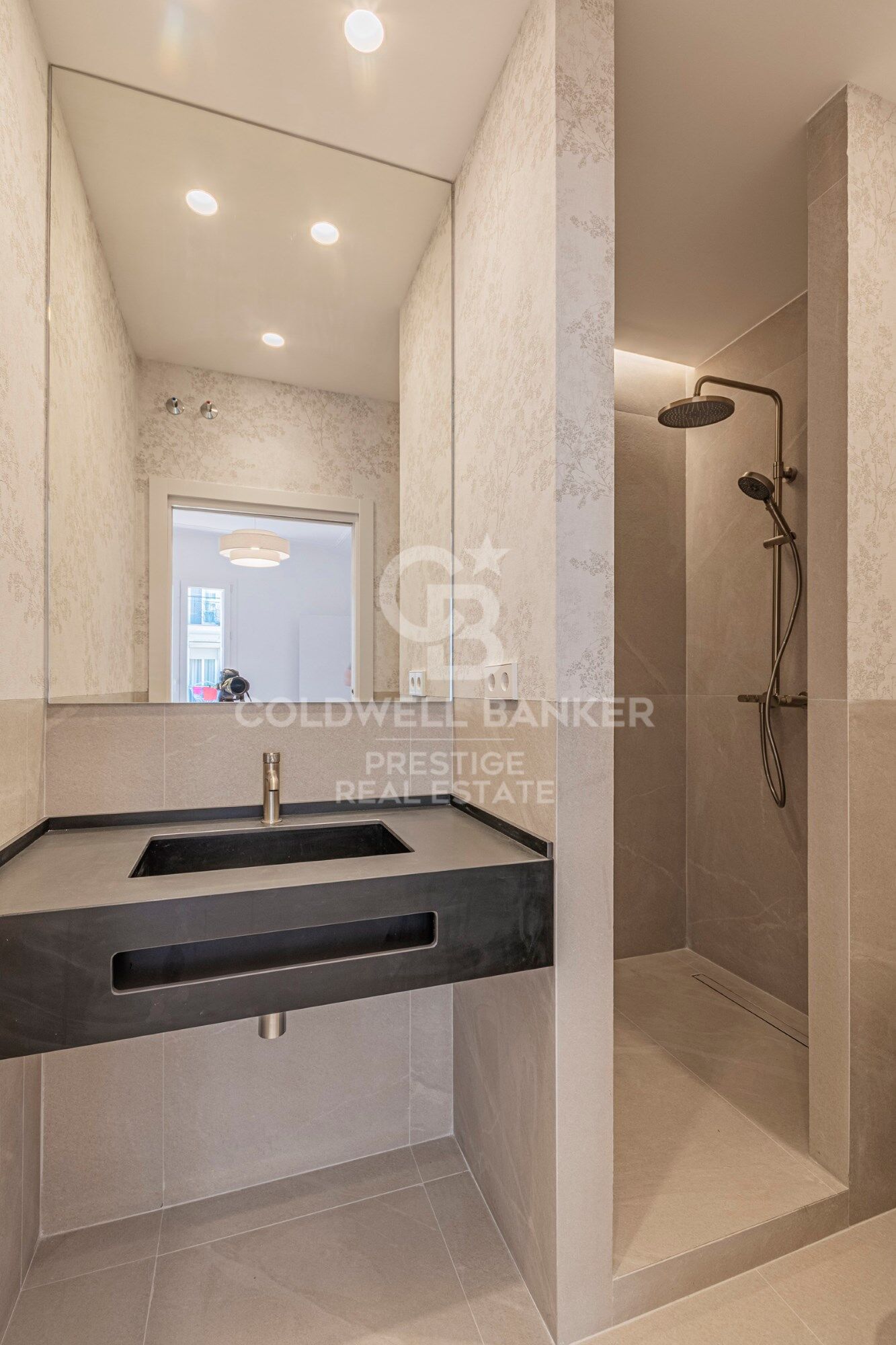Apartment for sale in Poble Sec, Barcelona