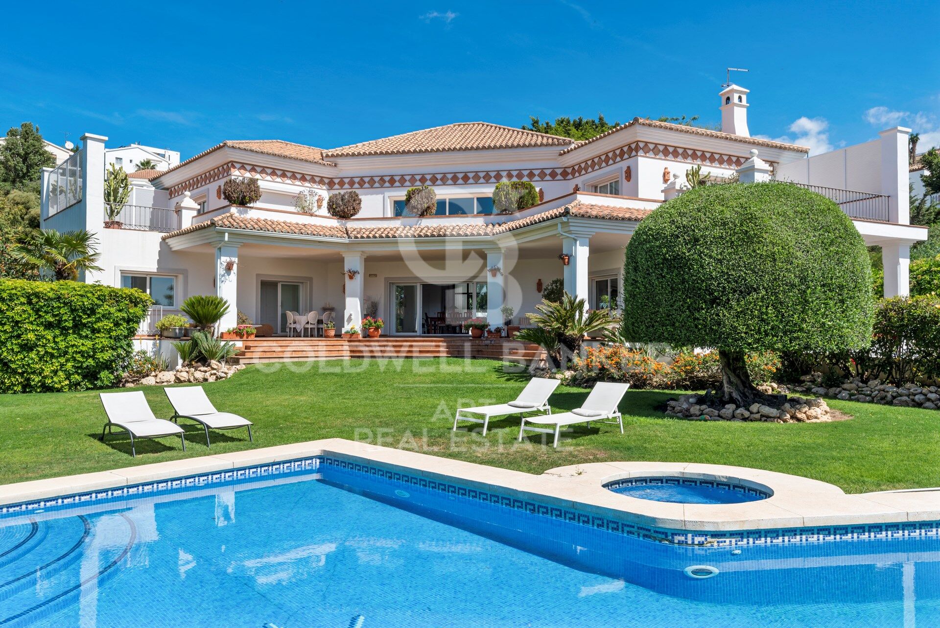 Villa 6 habitaciones Venta Estepona