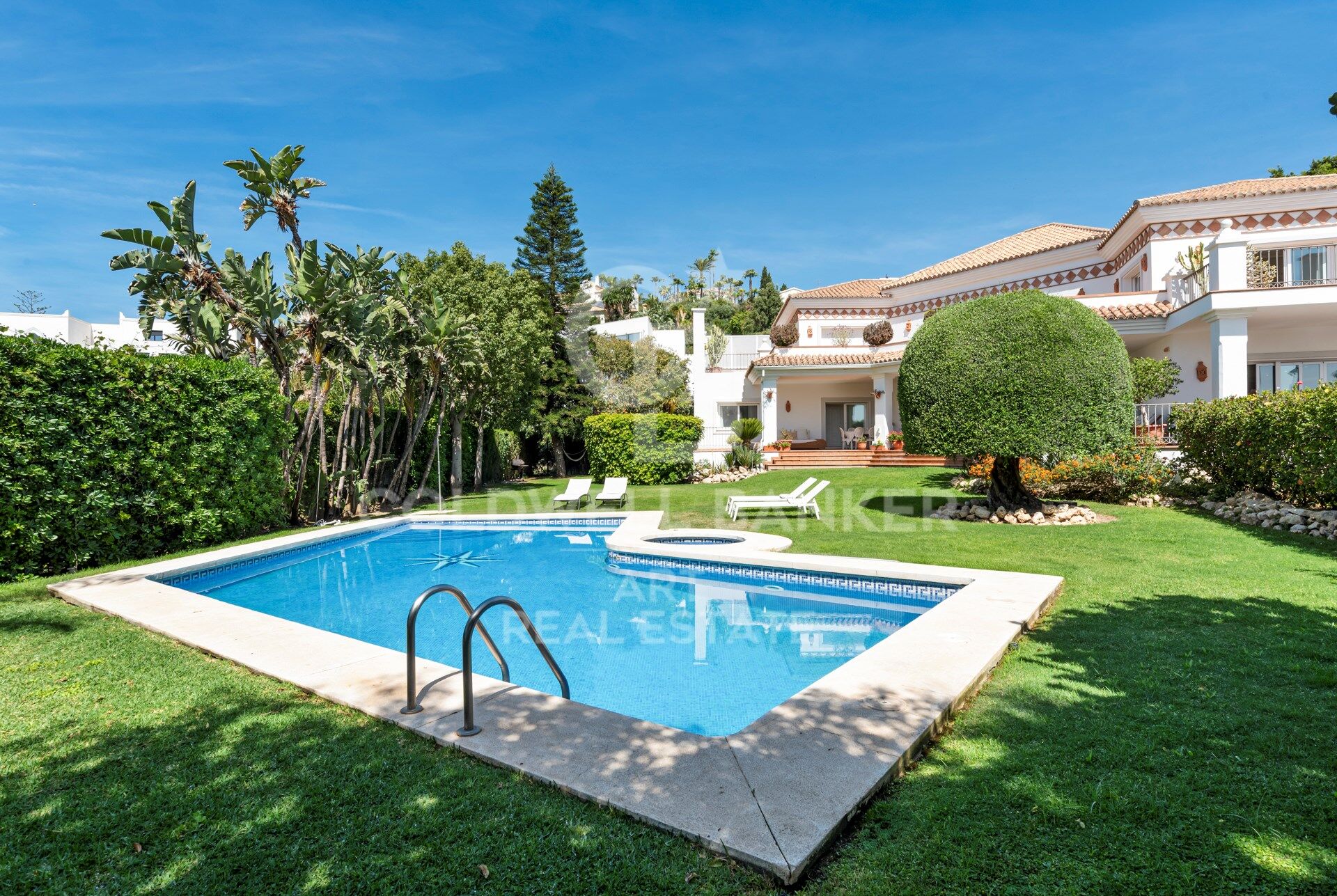 Villa 6 habitaciones Venta Estepona