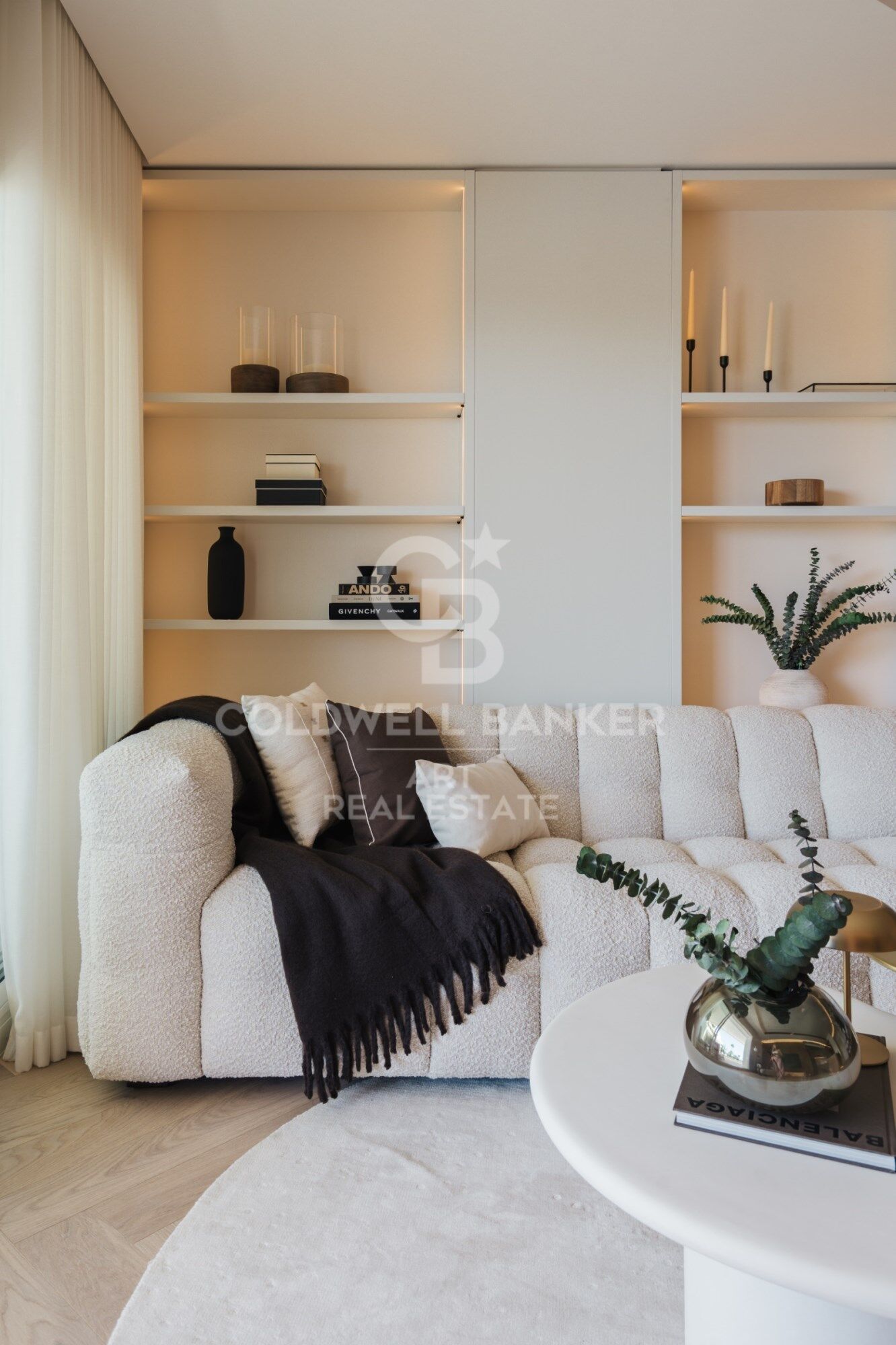 Renovated Apartment with Sea Views on Marbella's Golden Mile