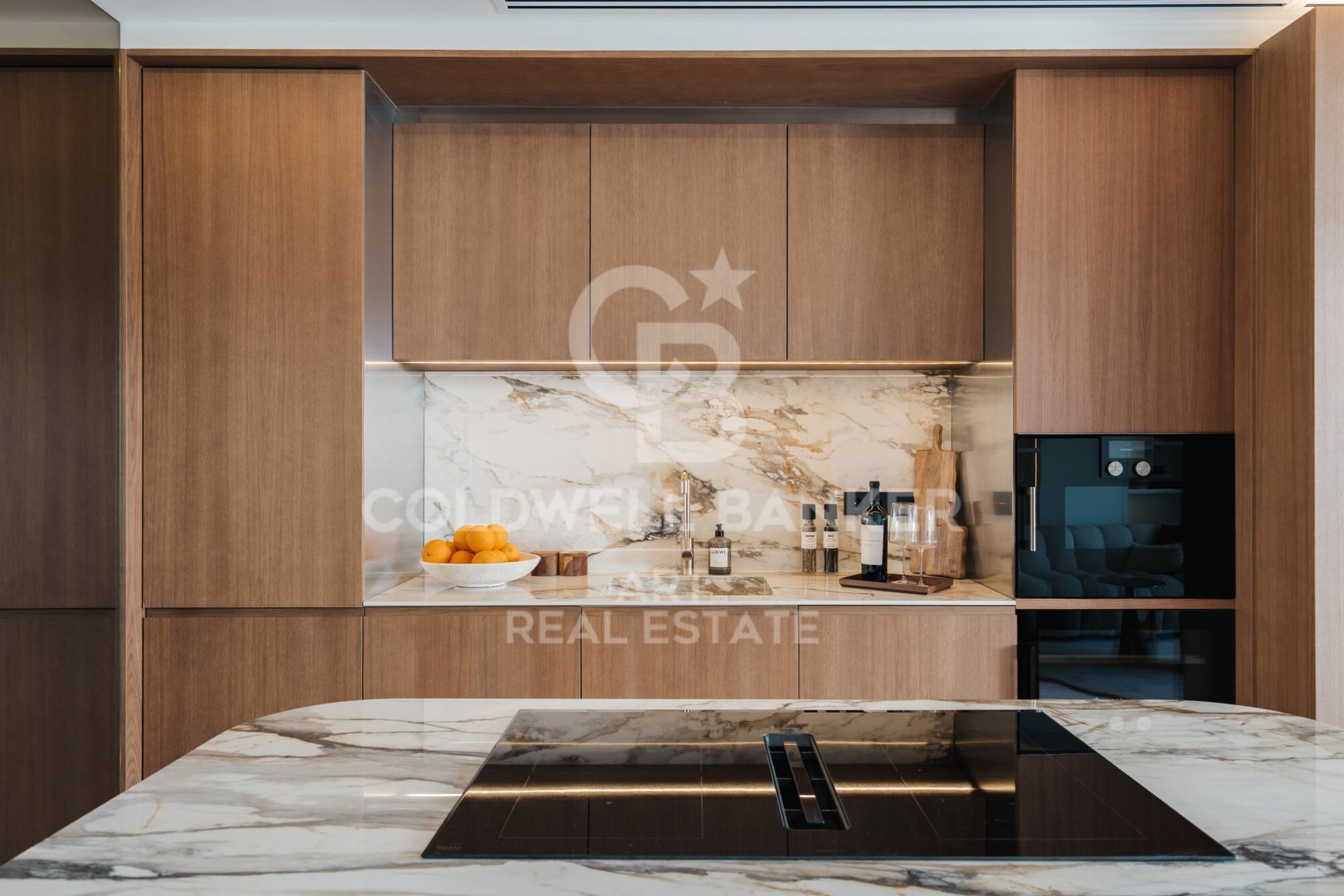 Renovated Apartment with Sea Views on Marbella's Golden Mile