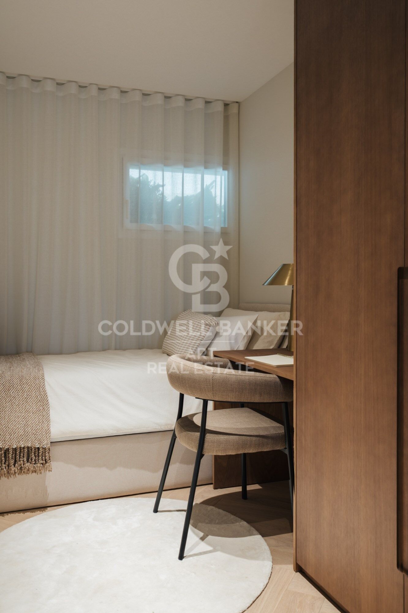 Renovated Apartment with Sea Views on Marbella's Golden Mile