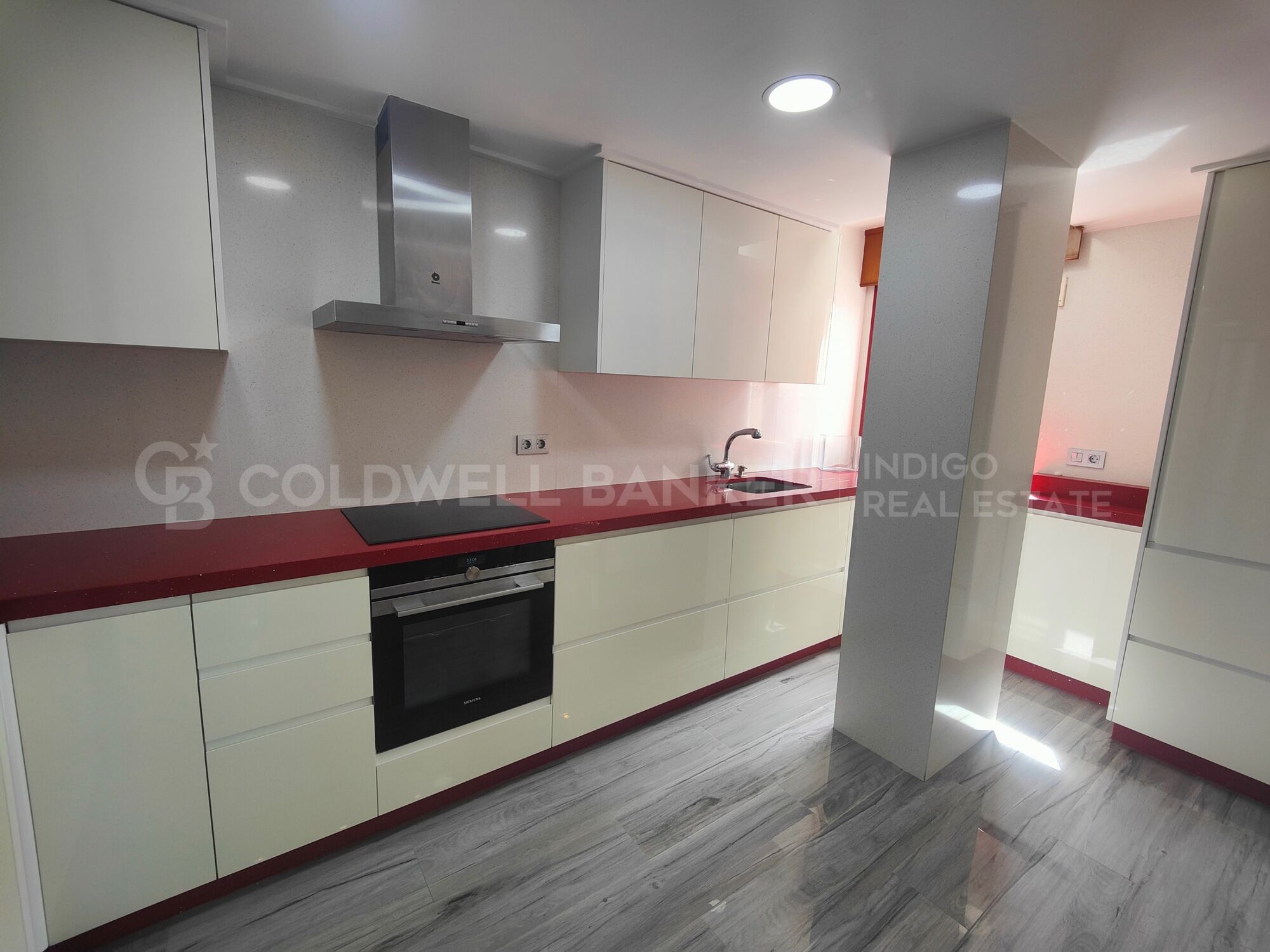 Exclusividad y Calidez a Pasos del Atlántico: Residencia Premium en Nigrán