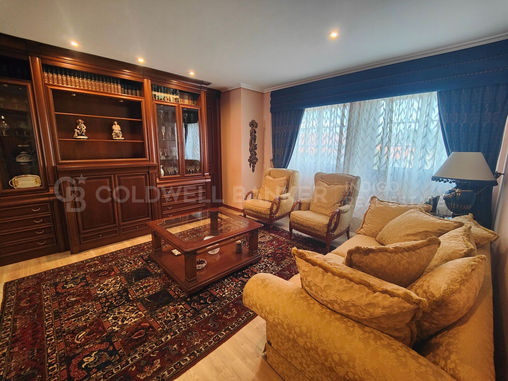 Exclusividad y Calidez a Pasos del Atlántico: Residencia Premium en Nigrán