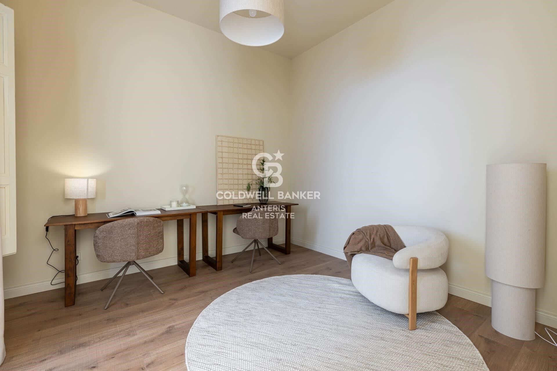 Amplitud, confort y elegancia en pleno Eixample barcelonés