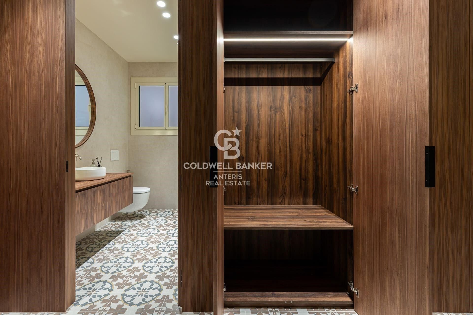 Amplitud, confort y elegancia en pleno Eixample barcelonés