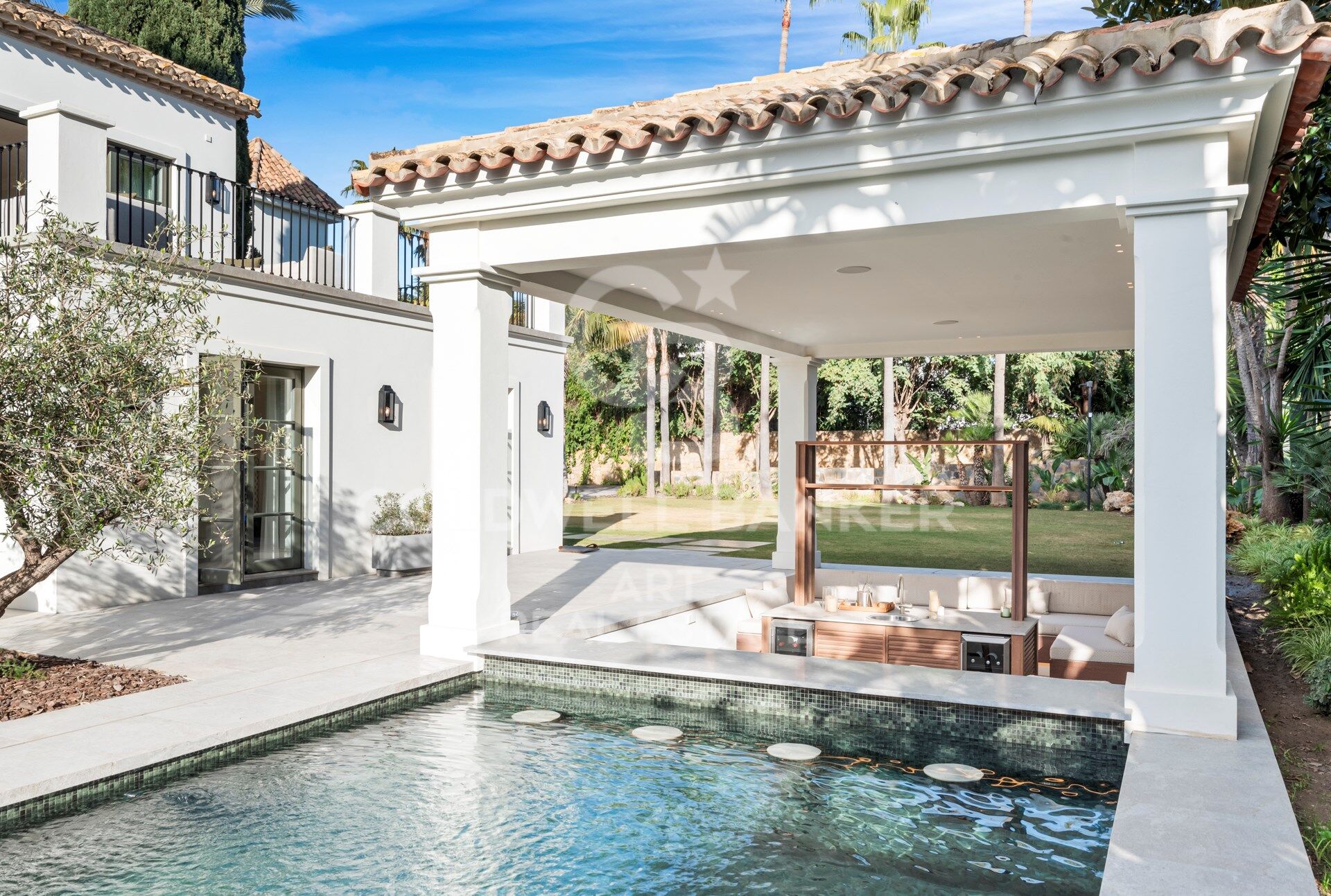 Spectaculaire maison moderne à Nueva Andalucia