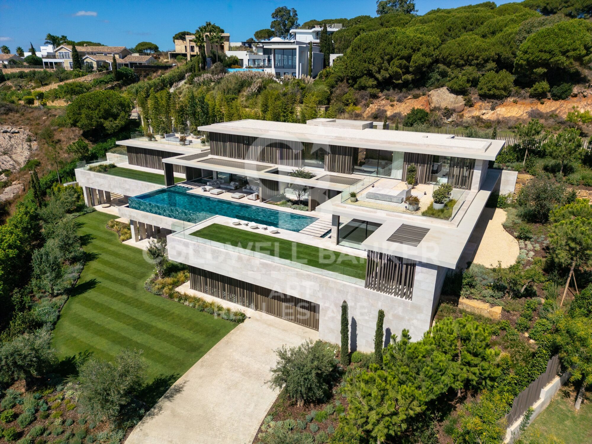 Contemporary Luxury Residence with Panoramic Views in La Reserva de Sotogrande