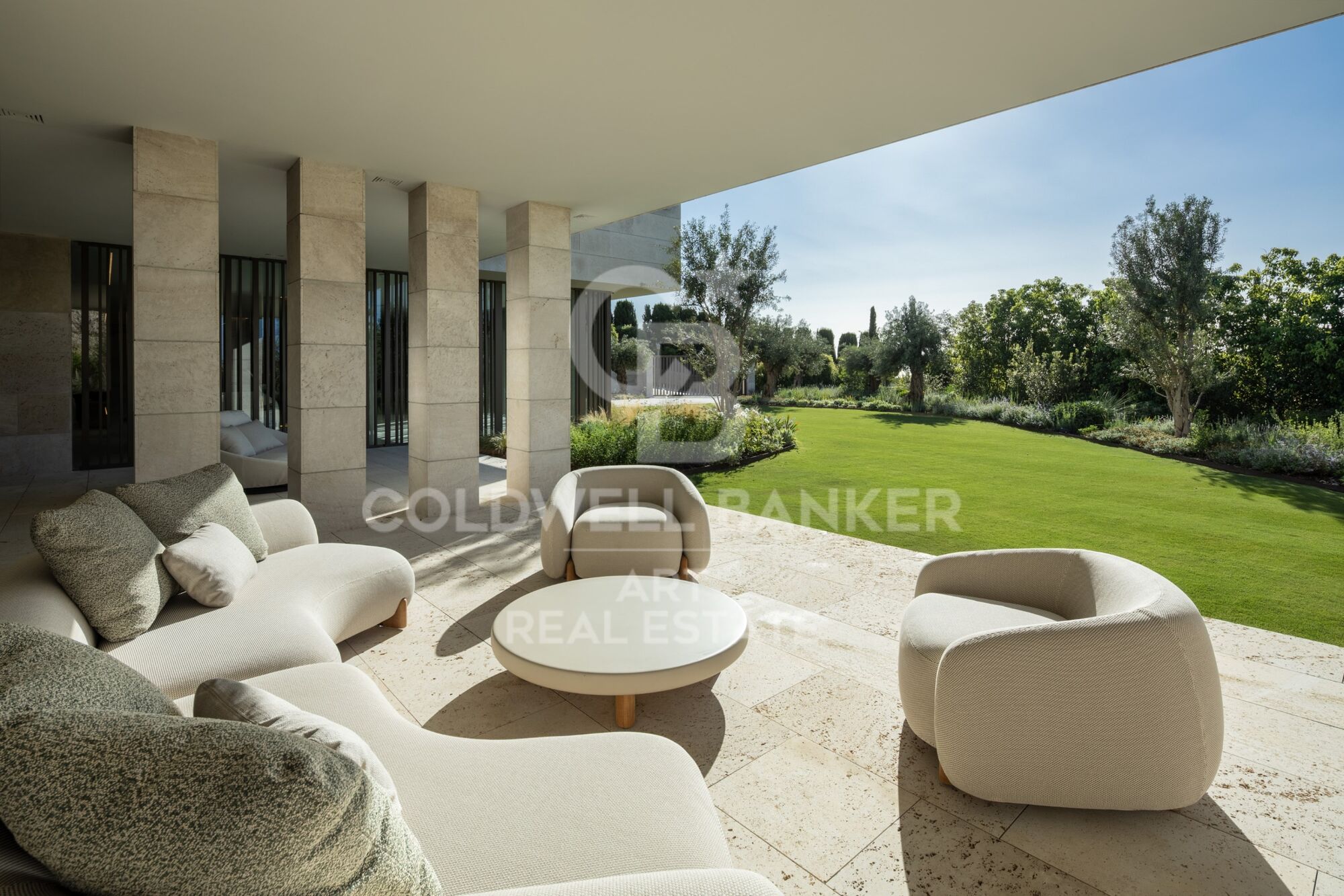 Contemporary Luxury Residence with Panoramic Views in La Reserva de Sotogrande