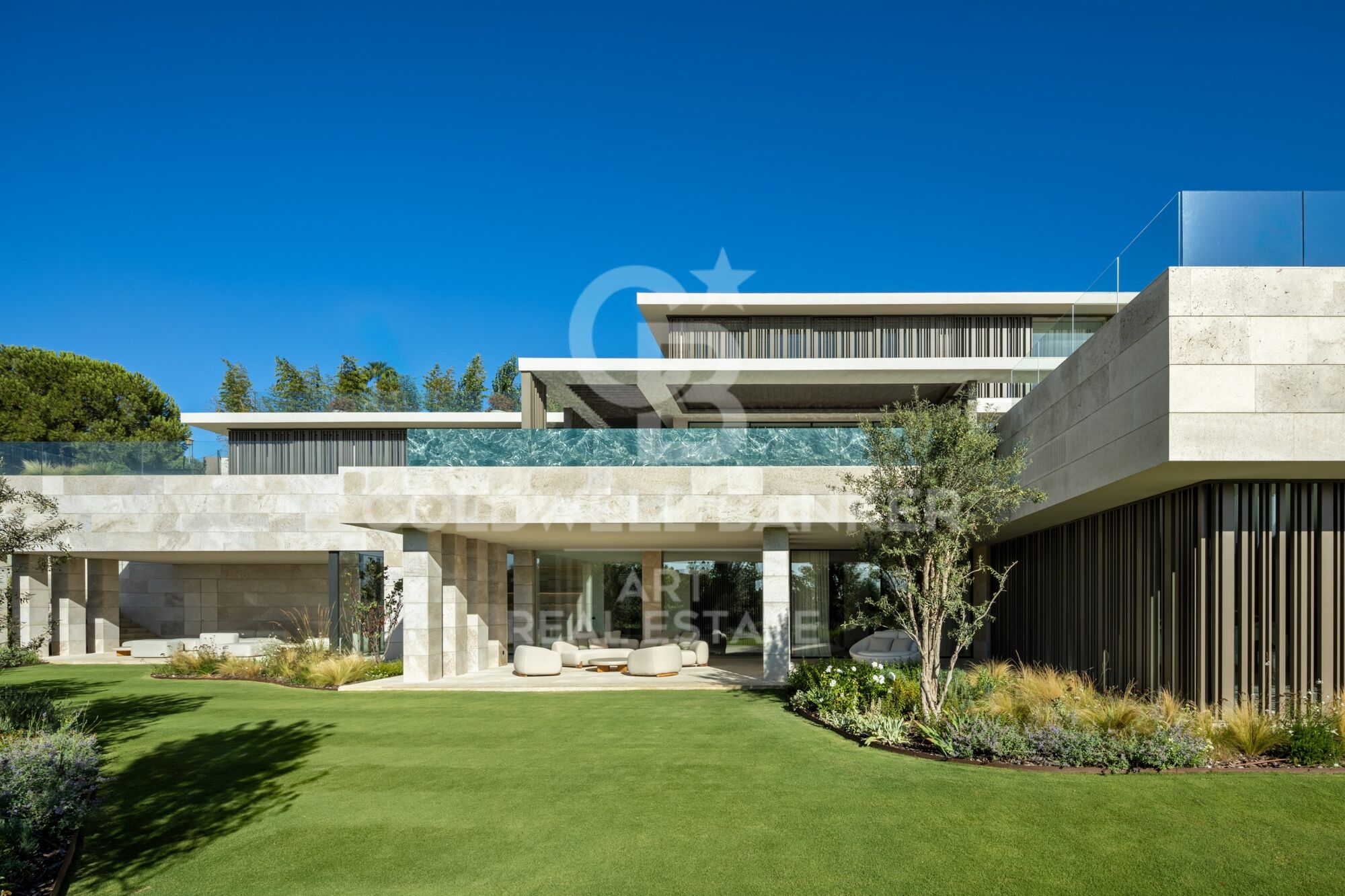 Contemporary Luxury Residence with Panoramic Views in La Reserva de Sotogrande