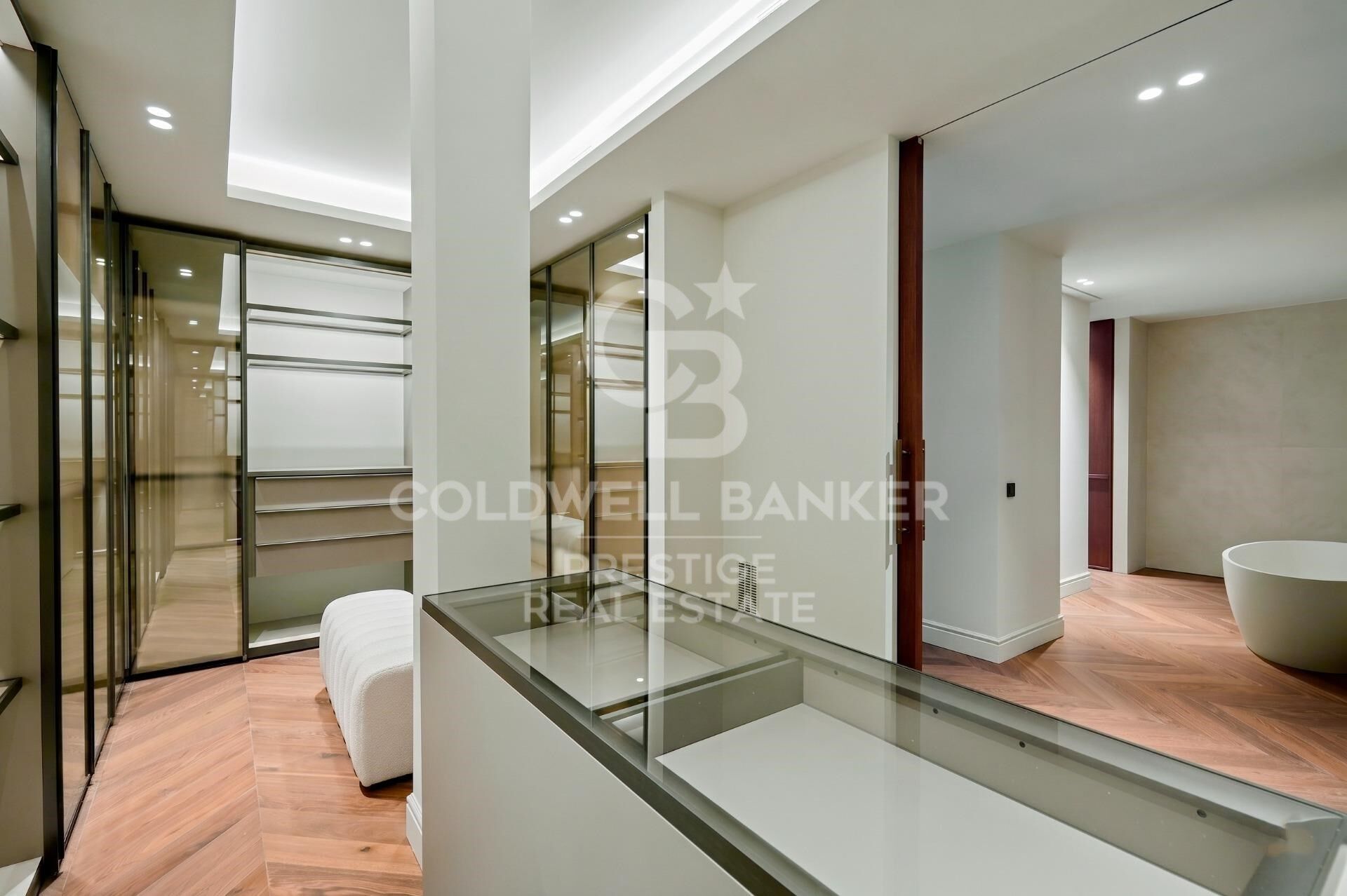 Exclusiva vivienda de lujo reformada con terraza y suite con hammam en Turó Park, Barcelona