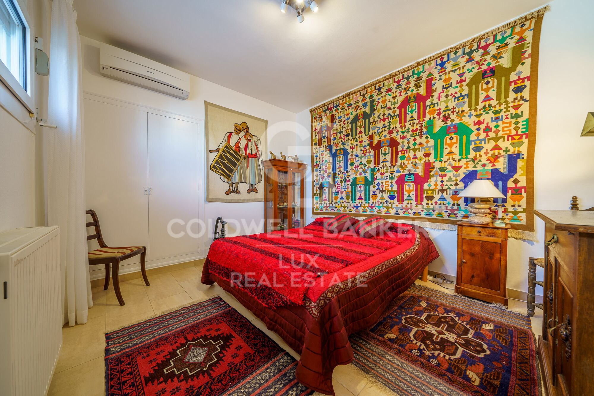 Villa con magnífica y única vista sobre la Bahia de Roses