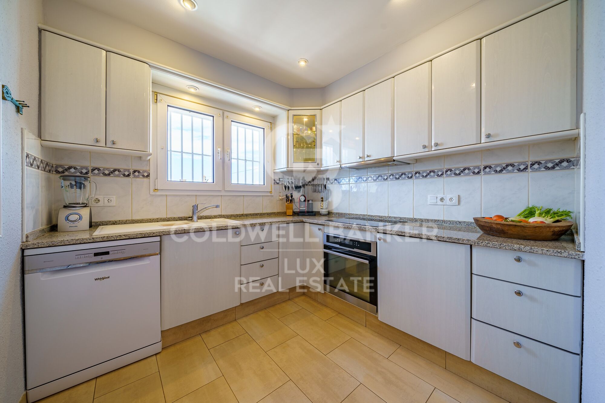 Villa con magnífica y única vista sobre la Bahia de Roses