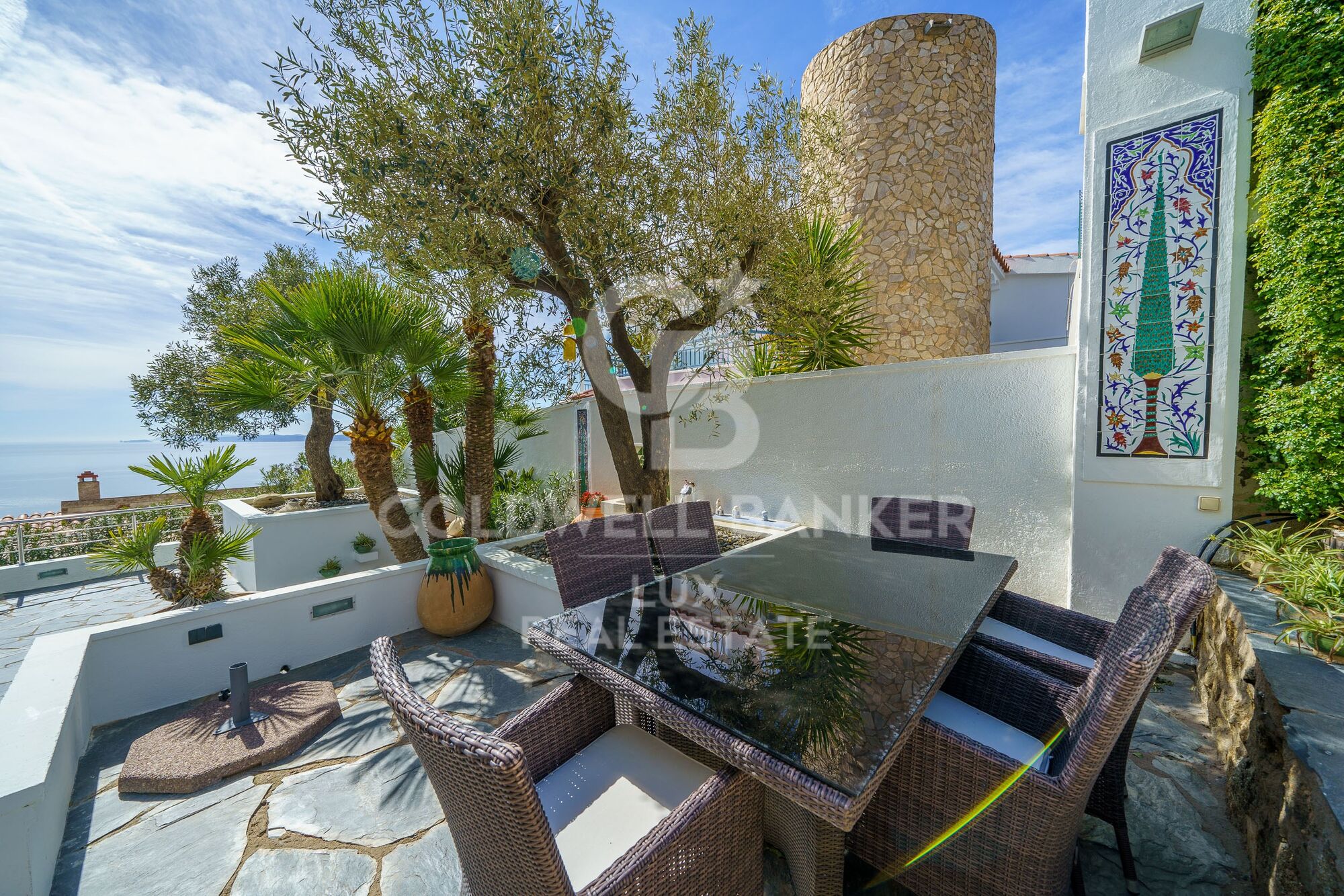 Villa con magnífica y única vista sobre la Bahia de Roses