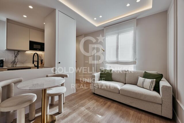 Brandneue 2-Zimmer-Wohnung mit brandneuem Balkon in Goya, Madrid