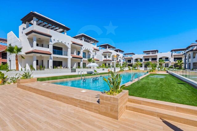 Moderne Apartments mit privatem Garten und Schwimmbad in Ciudad Quesada