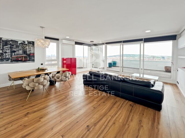 Amplio piso en alquiler con vistas al mar y la ciudad,Barcelona