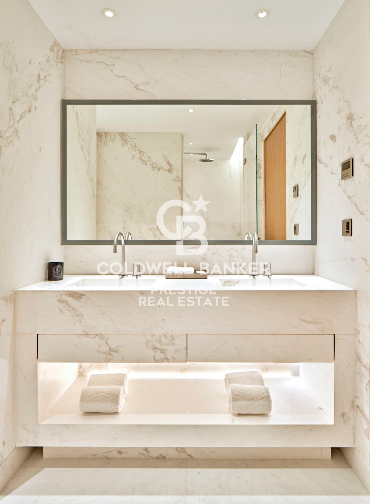 Luxurious flats for sale in Branded Residence Barcelona