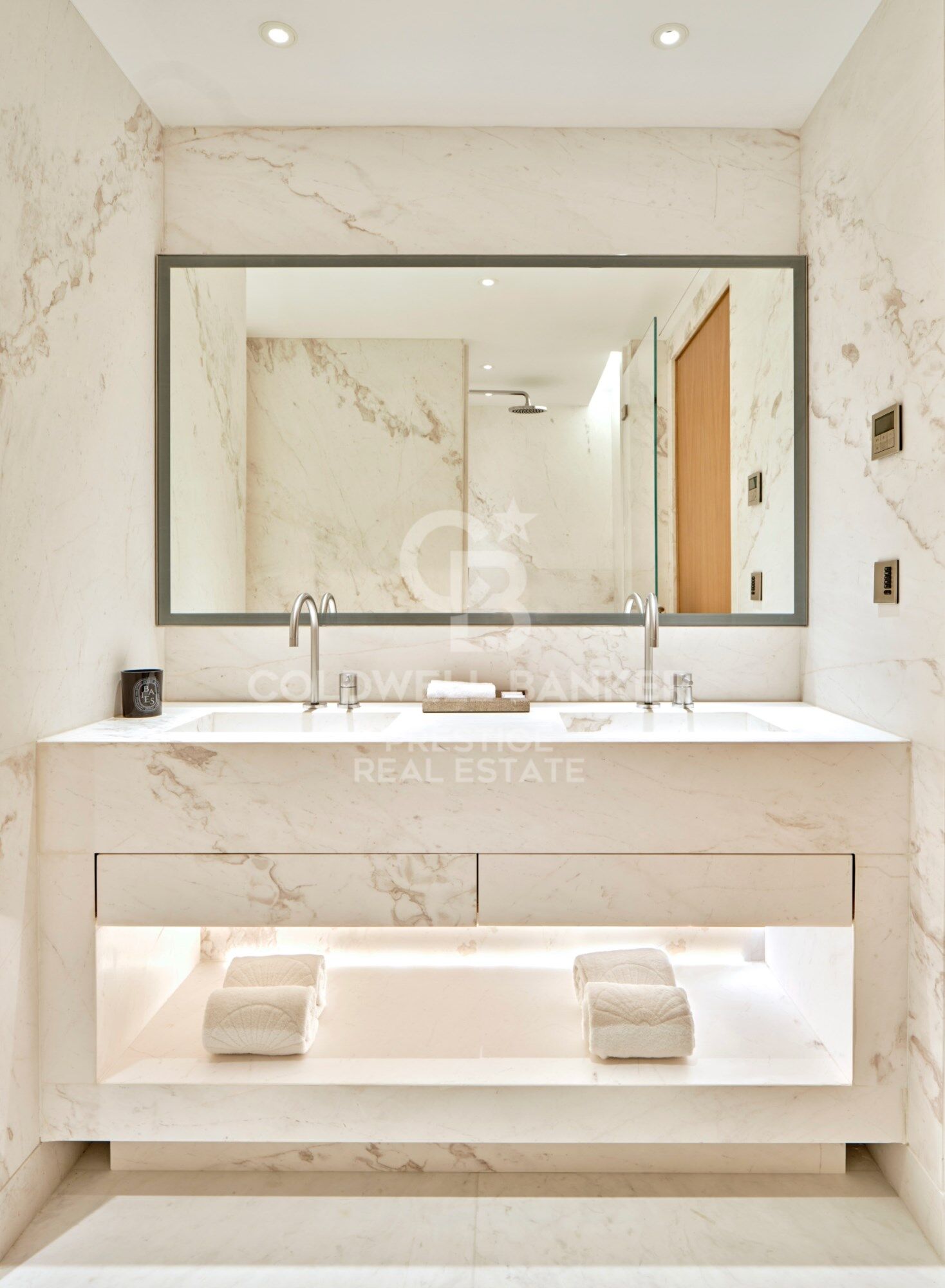 Luxurious flats for sale in Branded Residence Barcelona