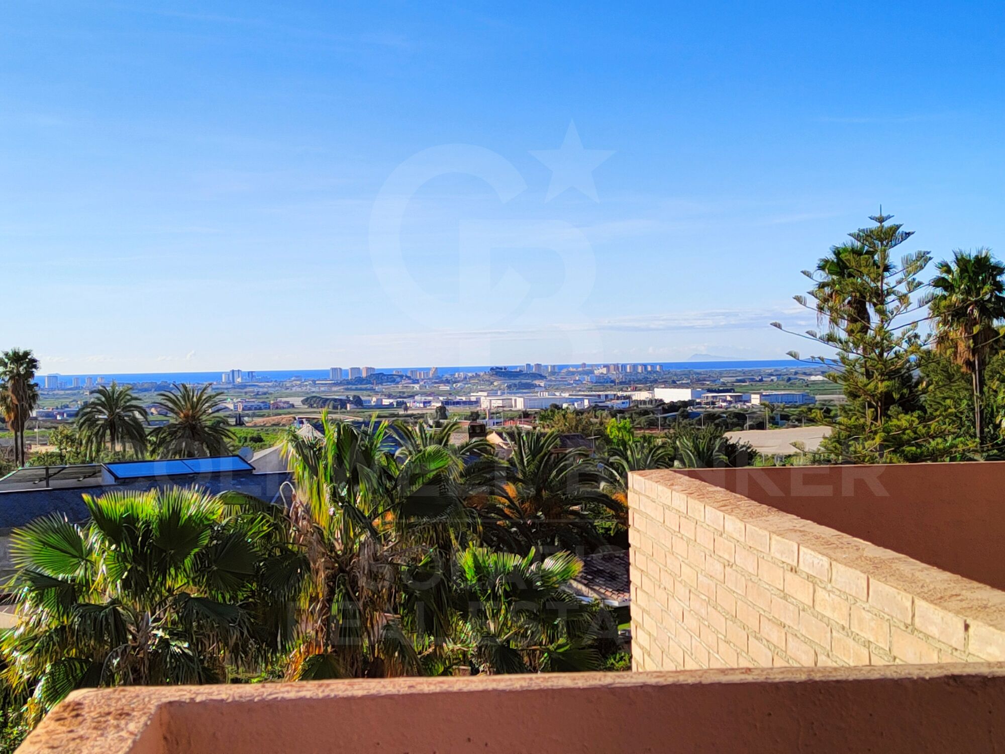 Maison avec vue sur la mer à Alfinach