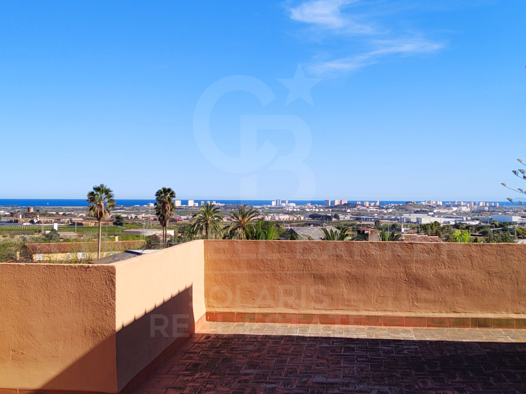 Casa con vistas al mar en Alfinach