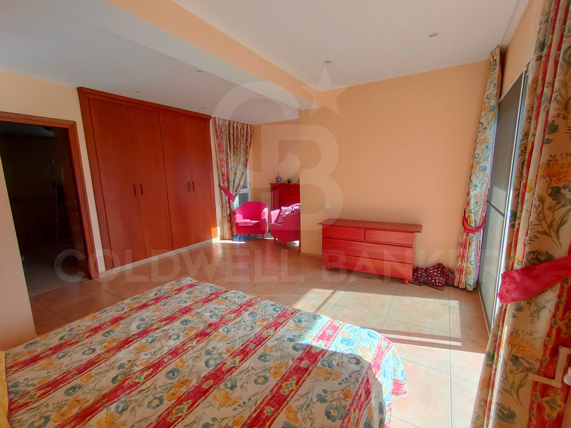 Casa con vistas al mar en Alfinach