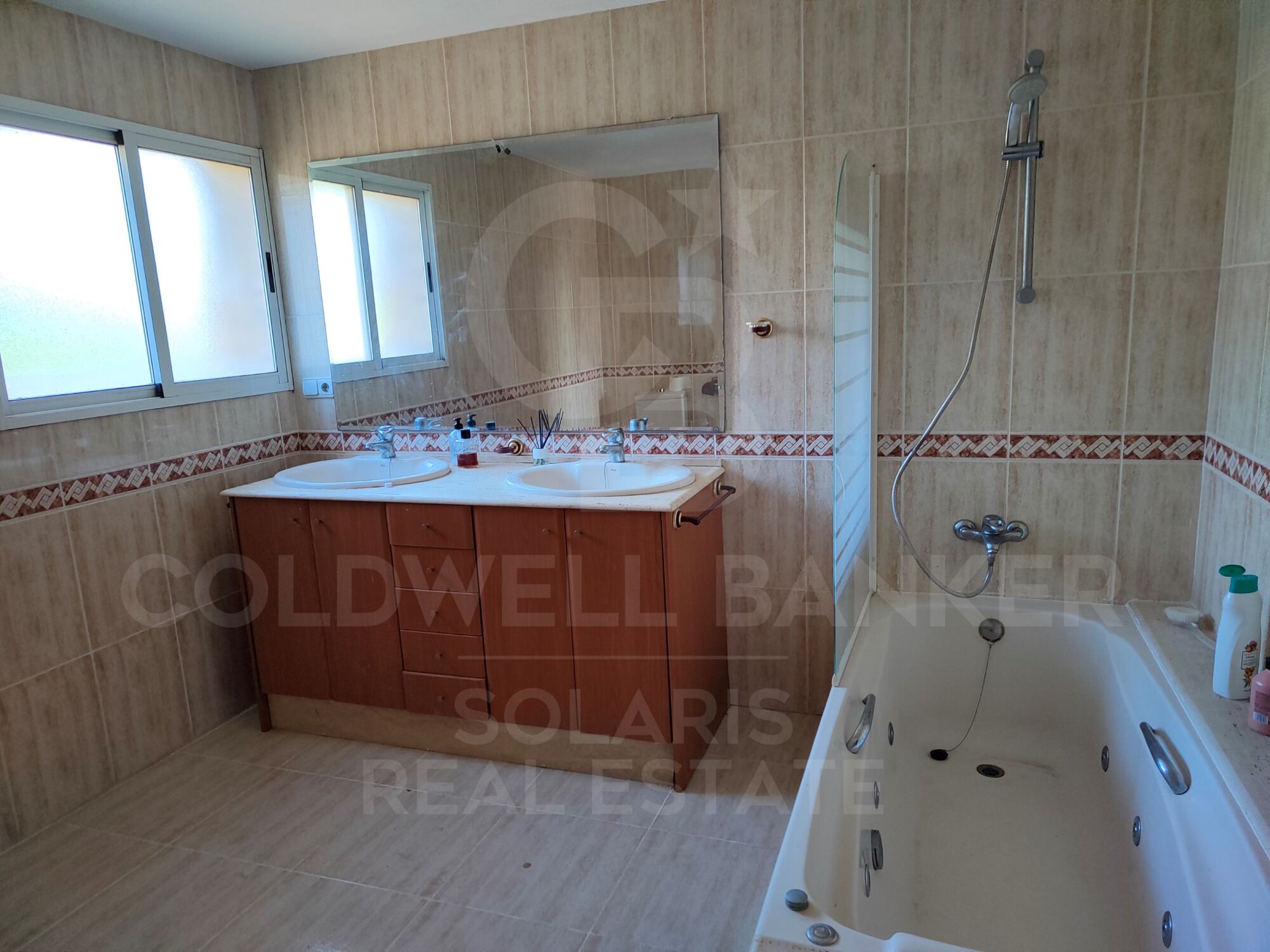 Maison avec vue sur la mer à Alfinach