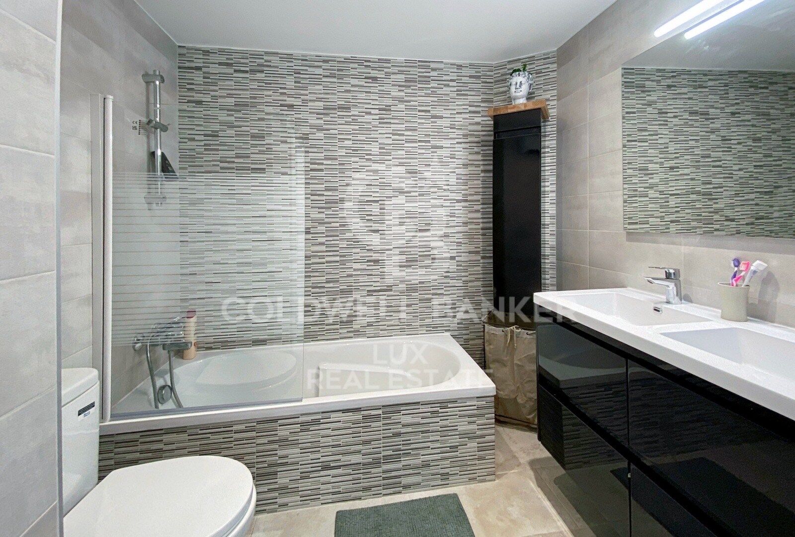 Exklusive Wohnung mit Bootsanlegestelle und Blick auf den Golf von Roses in Empuriabrava