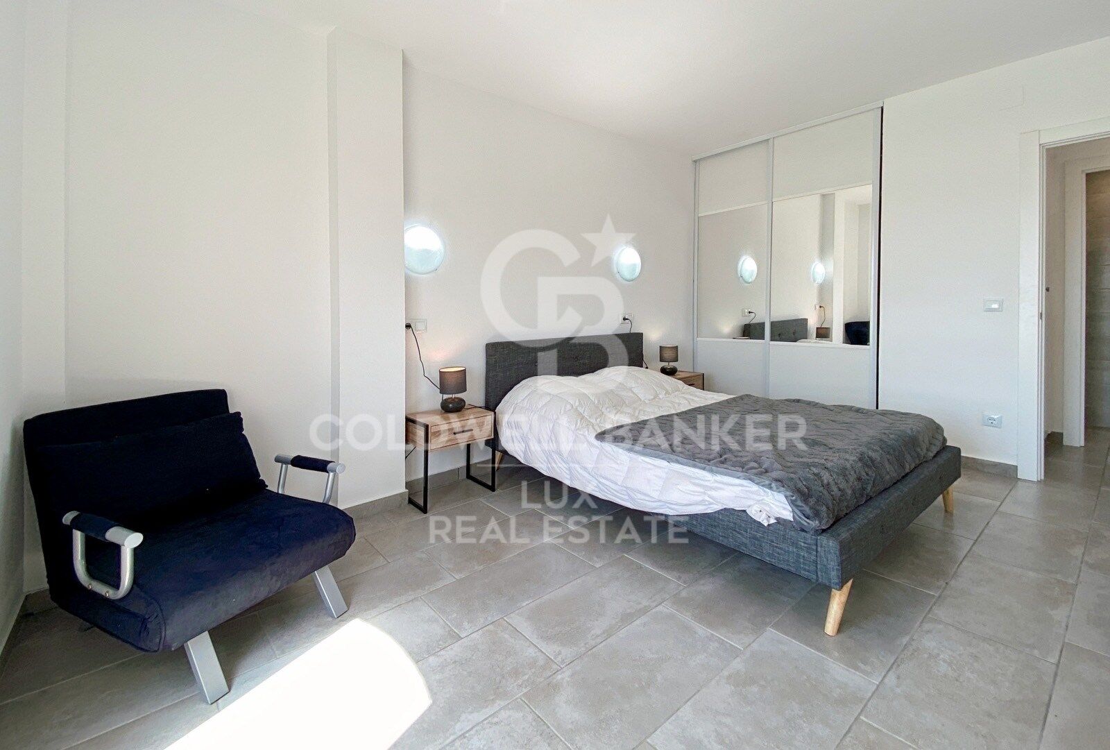 Exklusive Wohnung mit Bootsanlegestelle und Blick auf den Golf von Roses in Empuriabrava