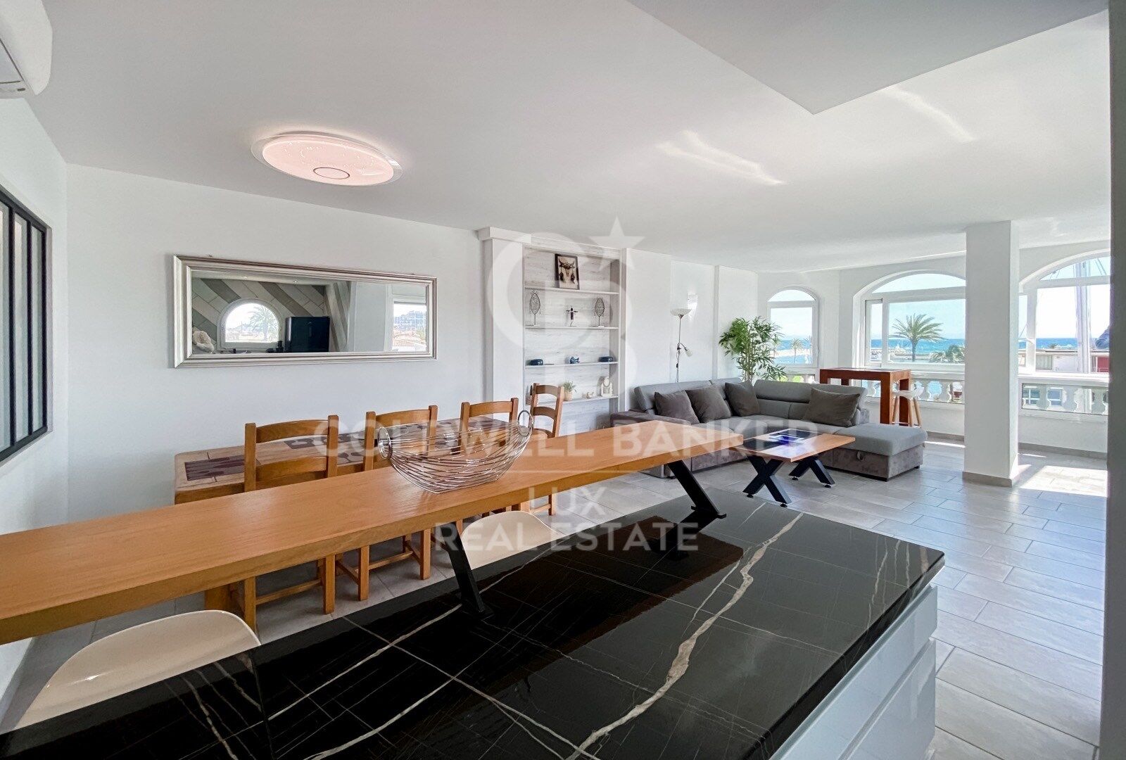 Exklusive Wohnung mit Bootsanlegestelle und Blick auf den Golf von Roses in Empuriabrava