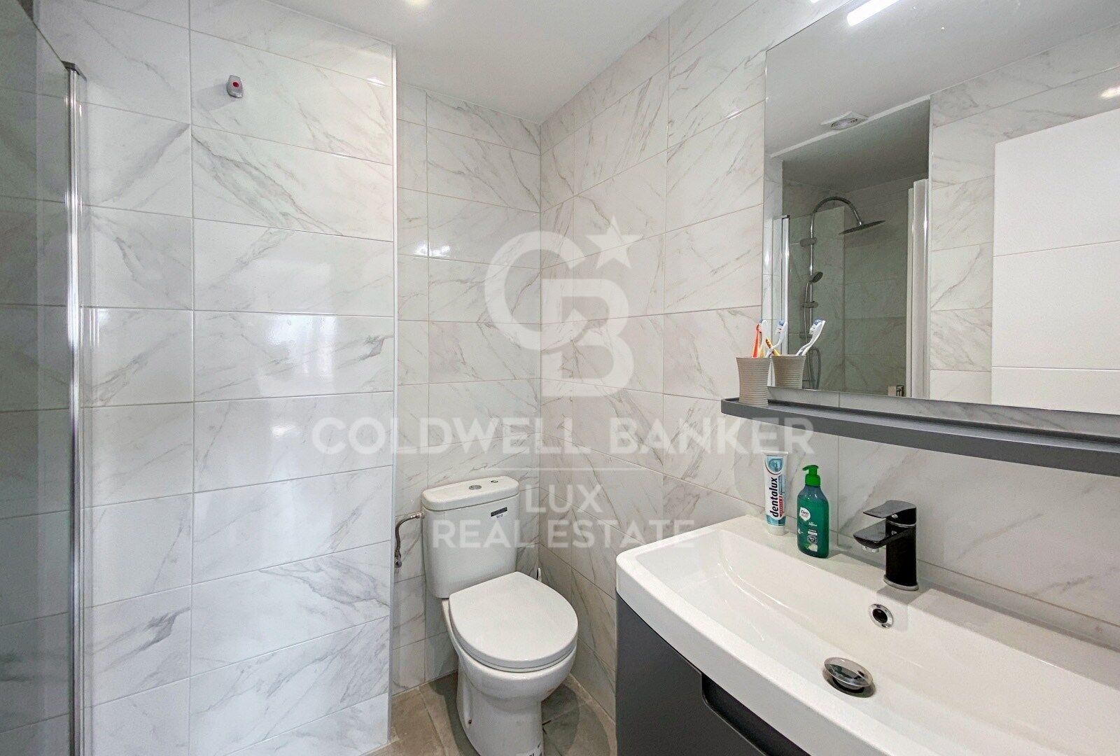 Exklusive Wohnung mit Bootsanlegestelle und Blick auf den Golf von Roses in Empuriabrava