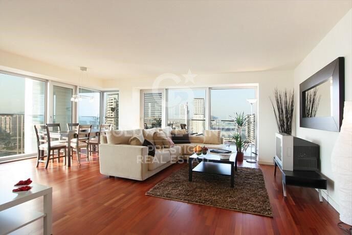 Wohnung mit Touristenlizenz mit Terrasse mit Blick auf das Meer