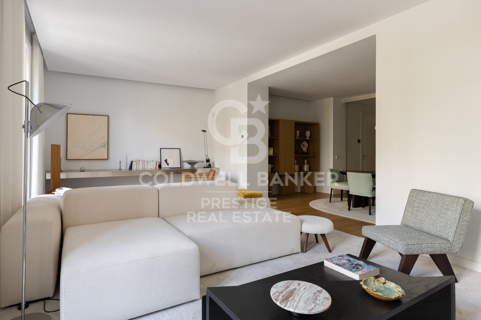 Appartement neufs et piscine à Paseo de Gracia.