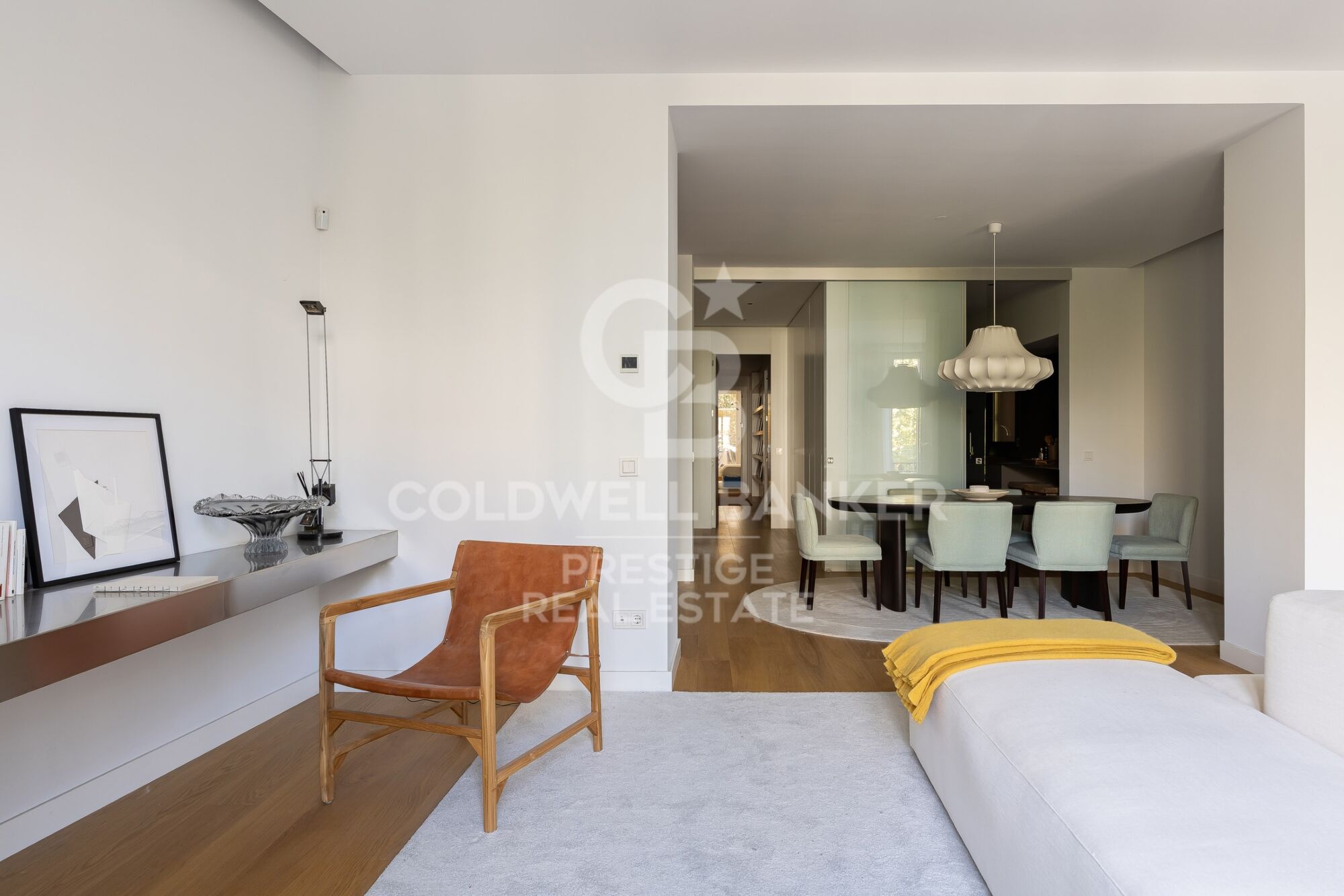 Luxury development with swimming pool in Paseo de Gracia