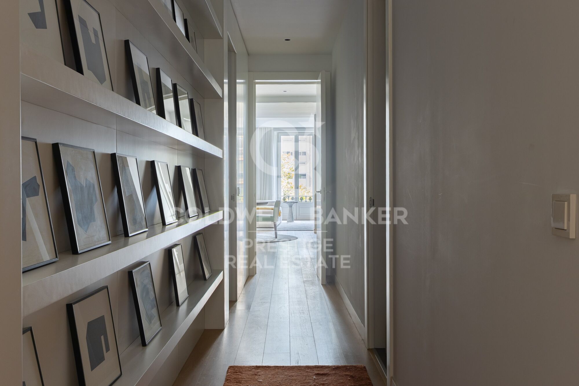 Luxury development with swimming pool in Paseo de Gracia