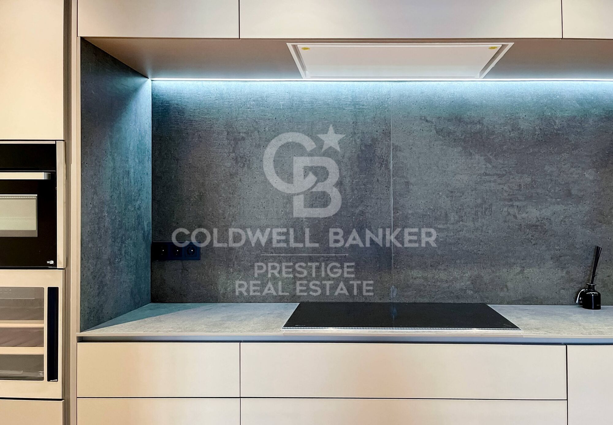 Appartement neufs et piscine à Paseo de Gracia.