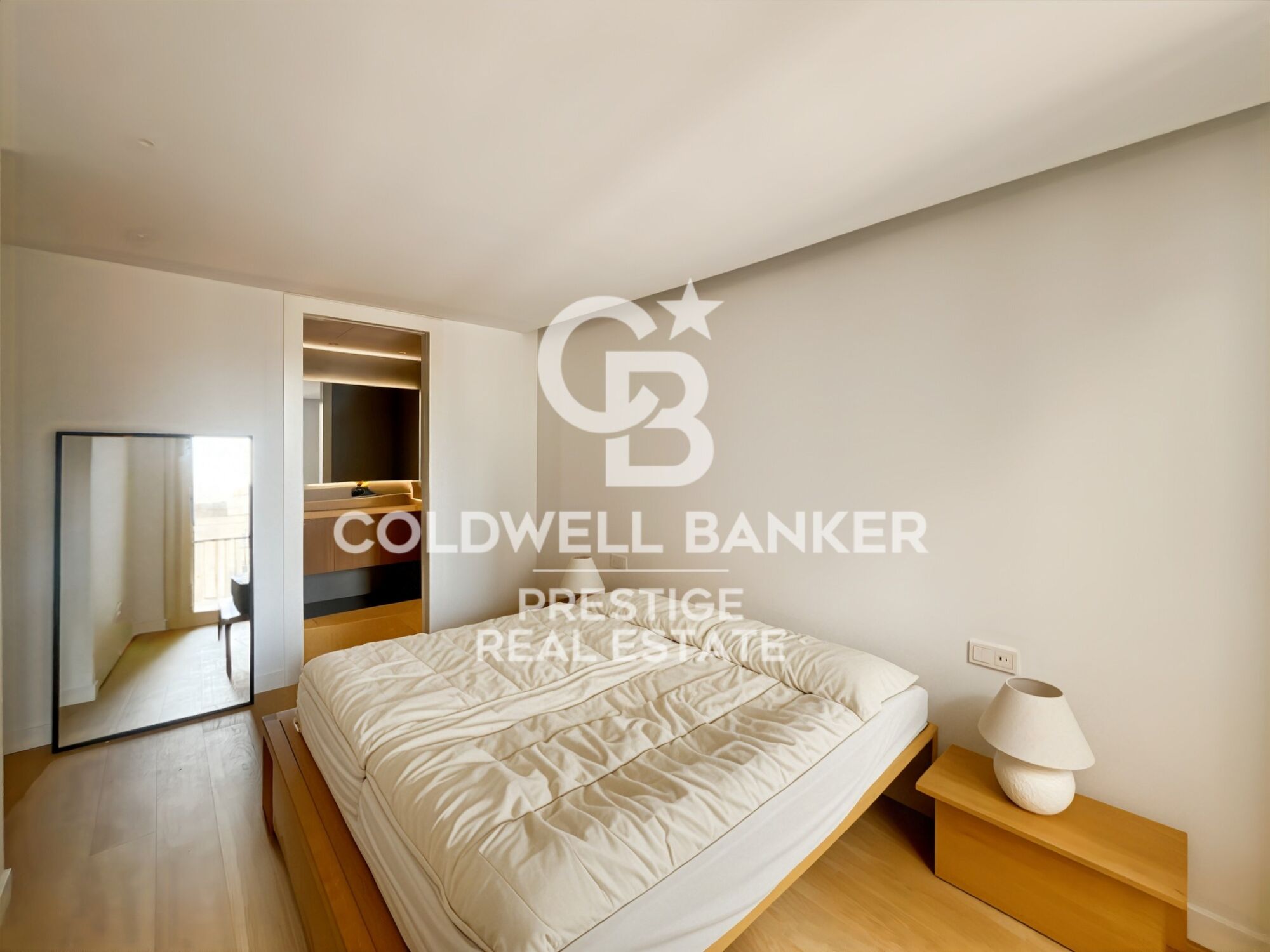 Luxury development with swimming pool in Paseo de Gracia