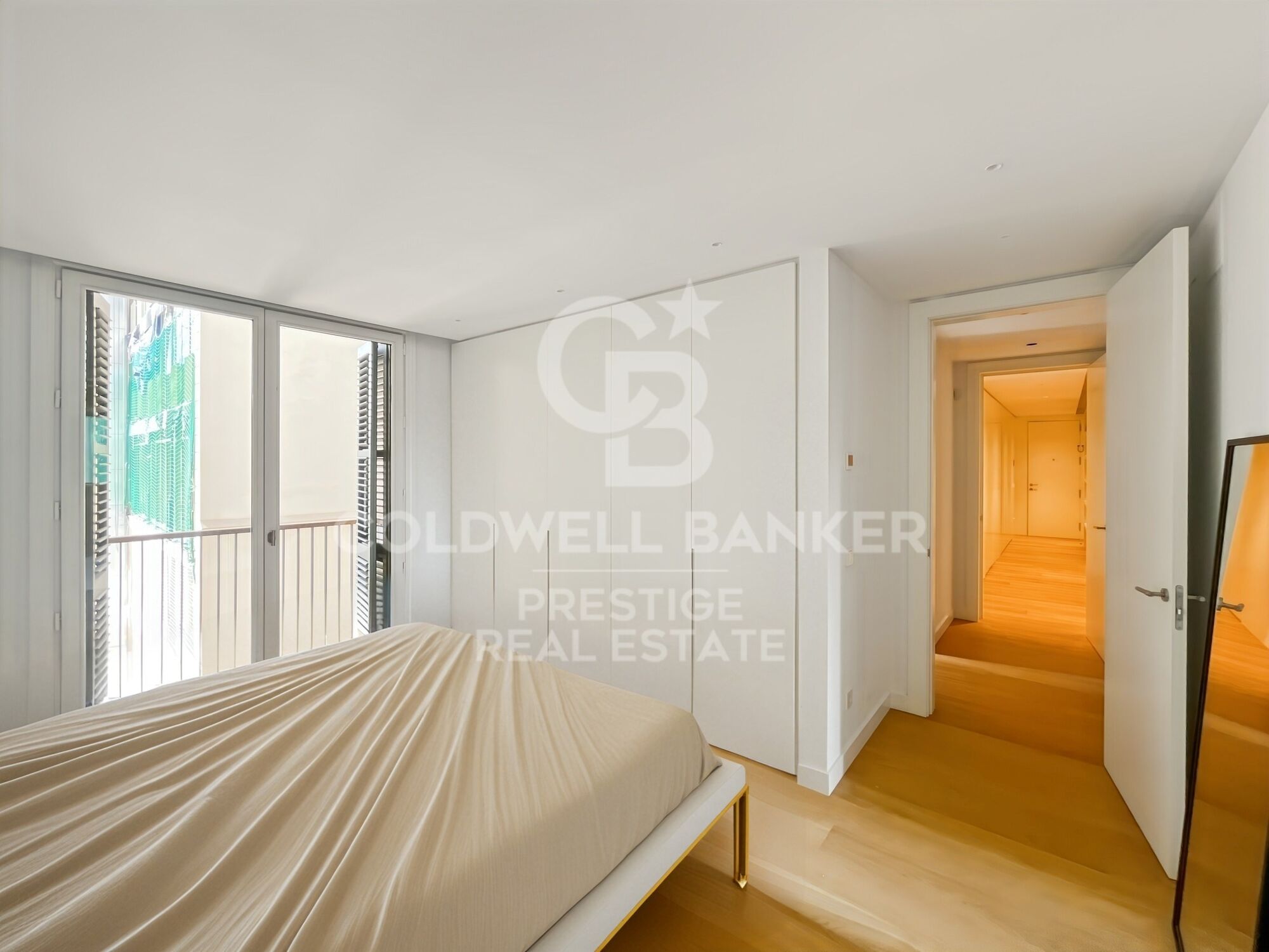 Luxury development with swimming pool in Paseo de Gracia