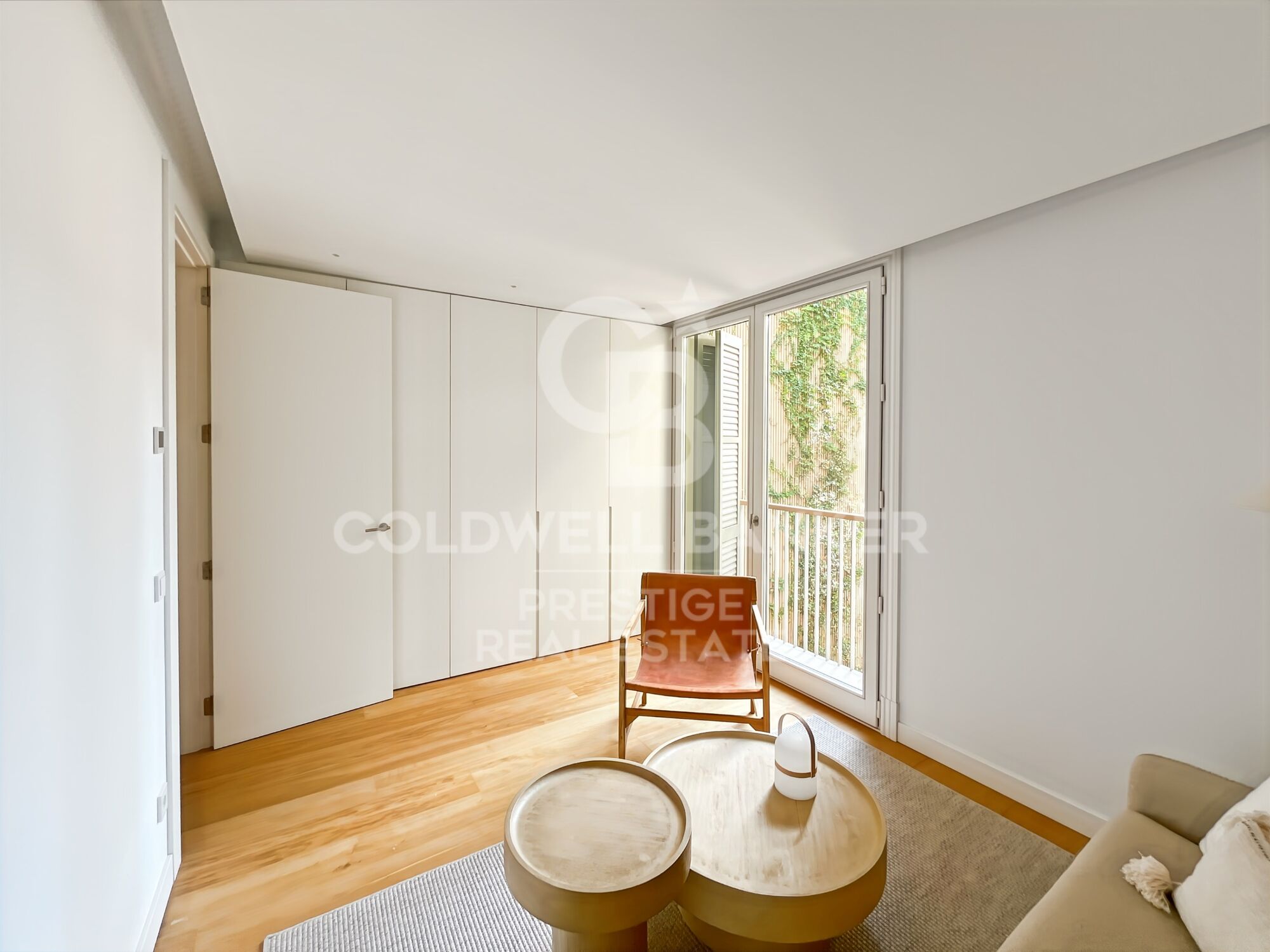 Luxury development with swimming pool in Paseo de Gracia