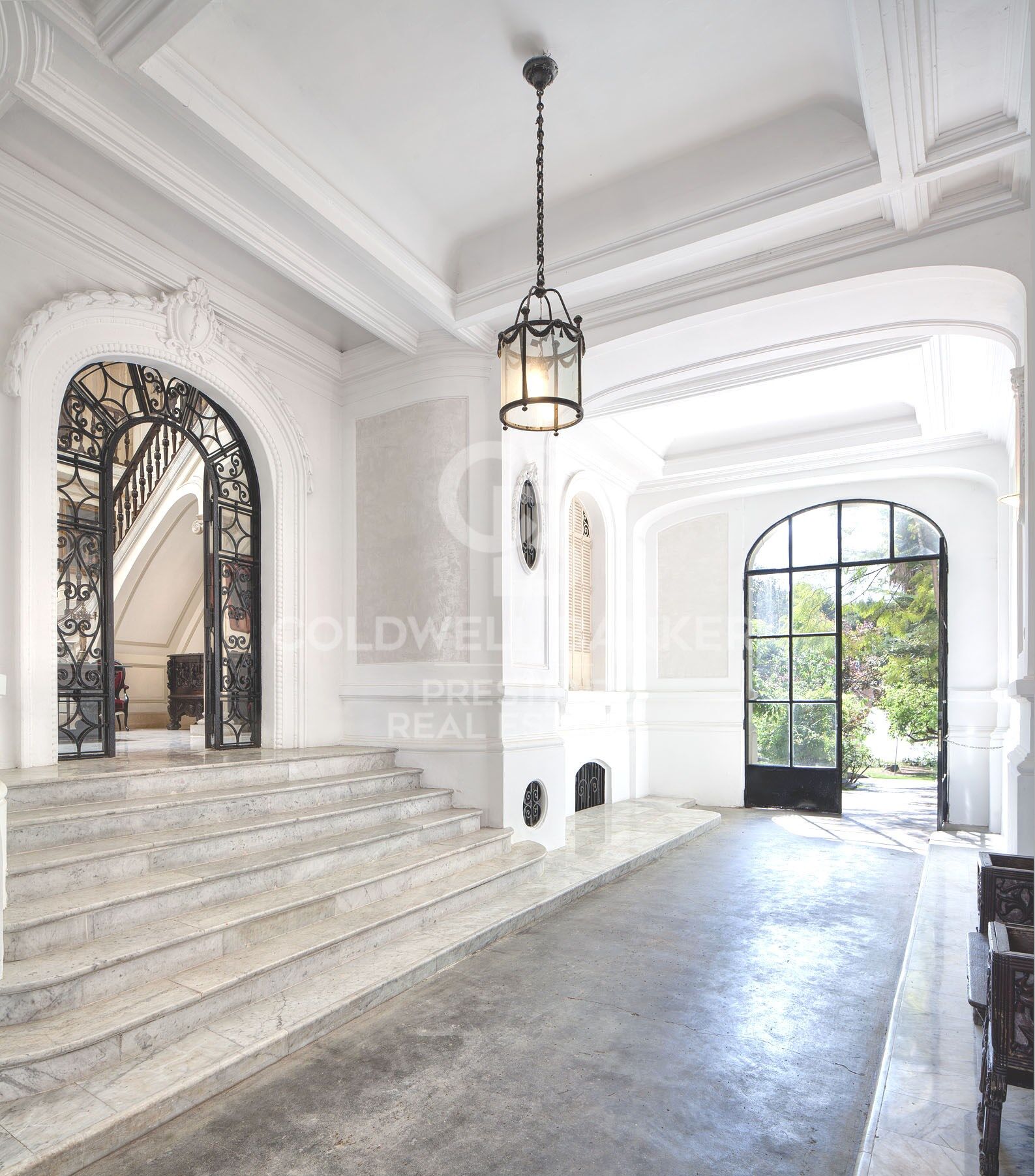 Exclusive neoclassical palace for sale in Pedralbes