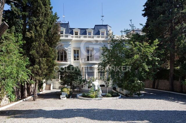 Exclusive neoclassical palace for sale in Pedralbes