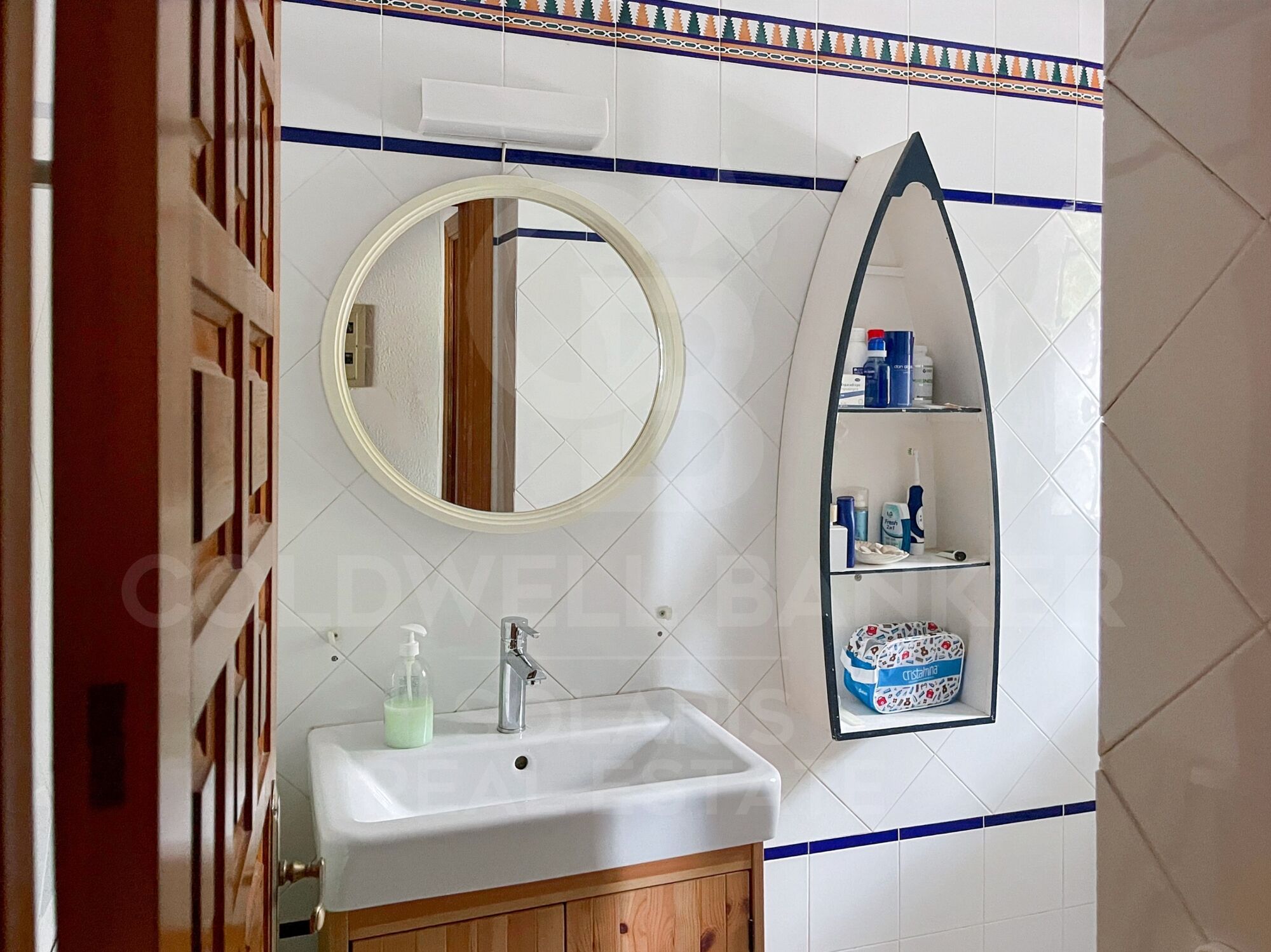 5-Bett-Landhaus mit unendlicher Aussicht. In der Nähe des Golfclubs