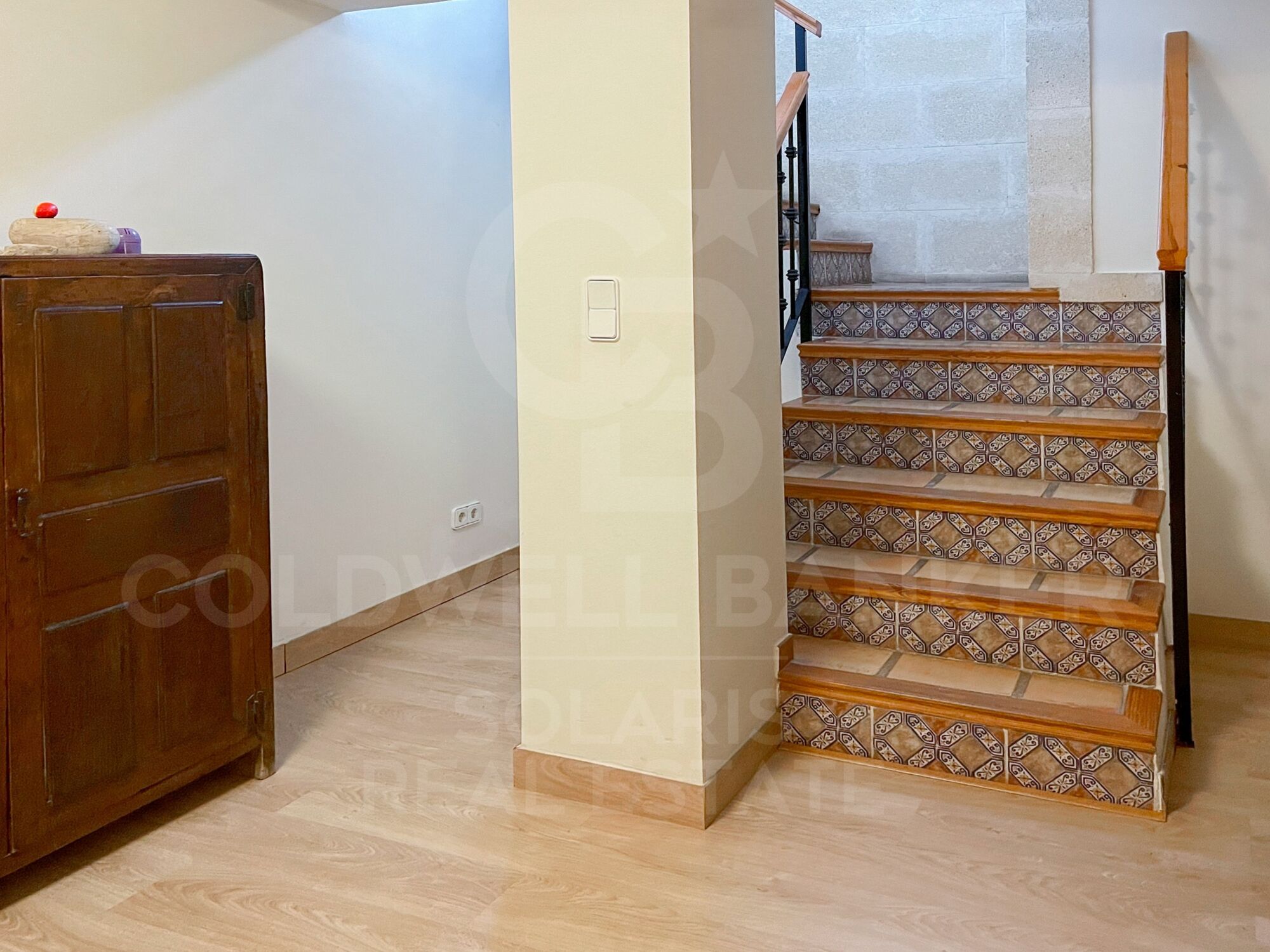 Chalet 5BR avec une vue infinie. Près du Golf Club