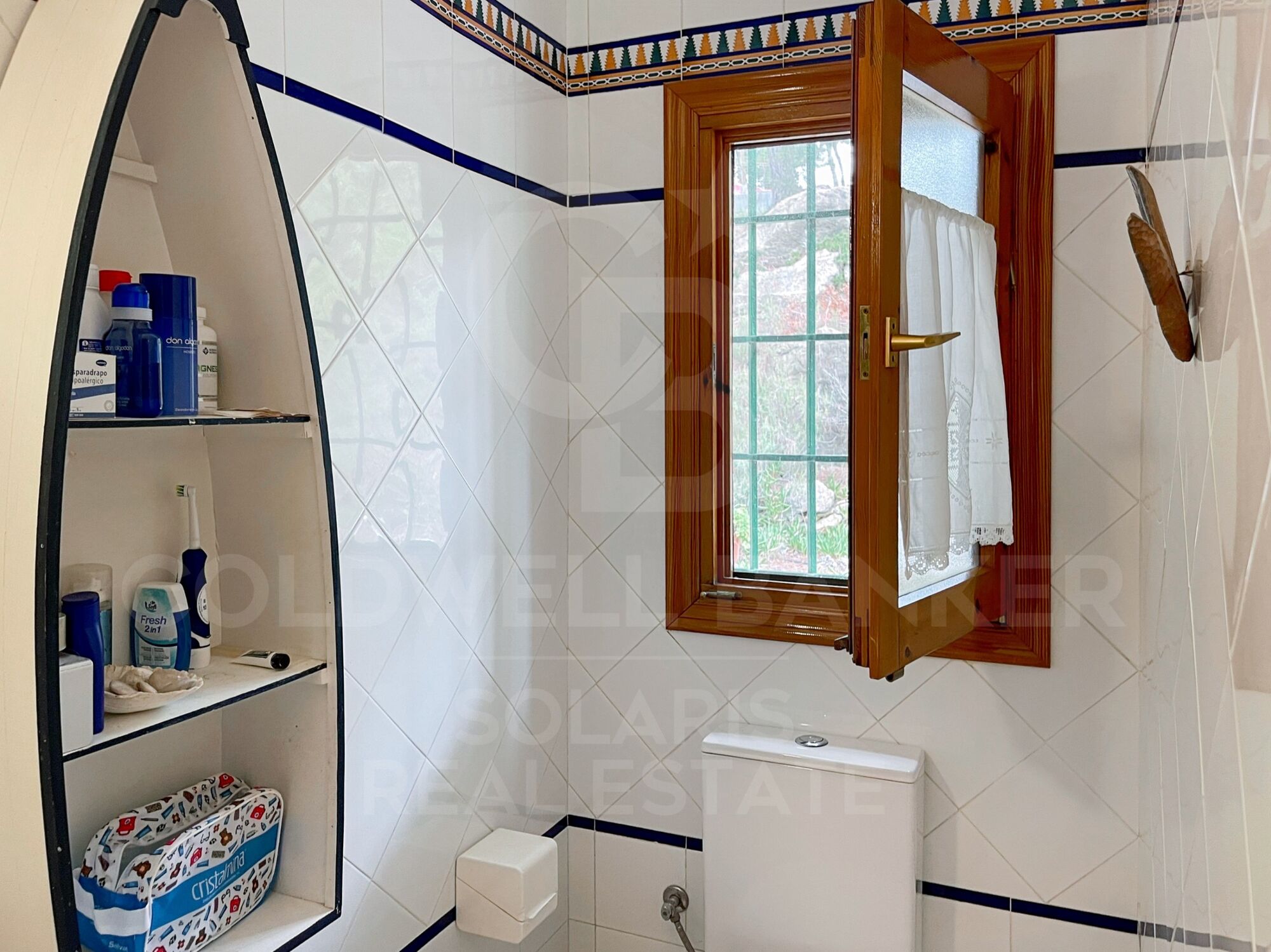 Chalet 5BR avec une vue infinie. Près du Golf Club