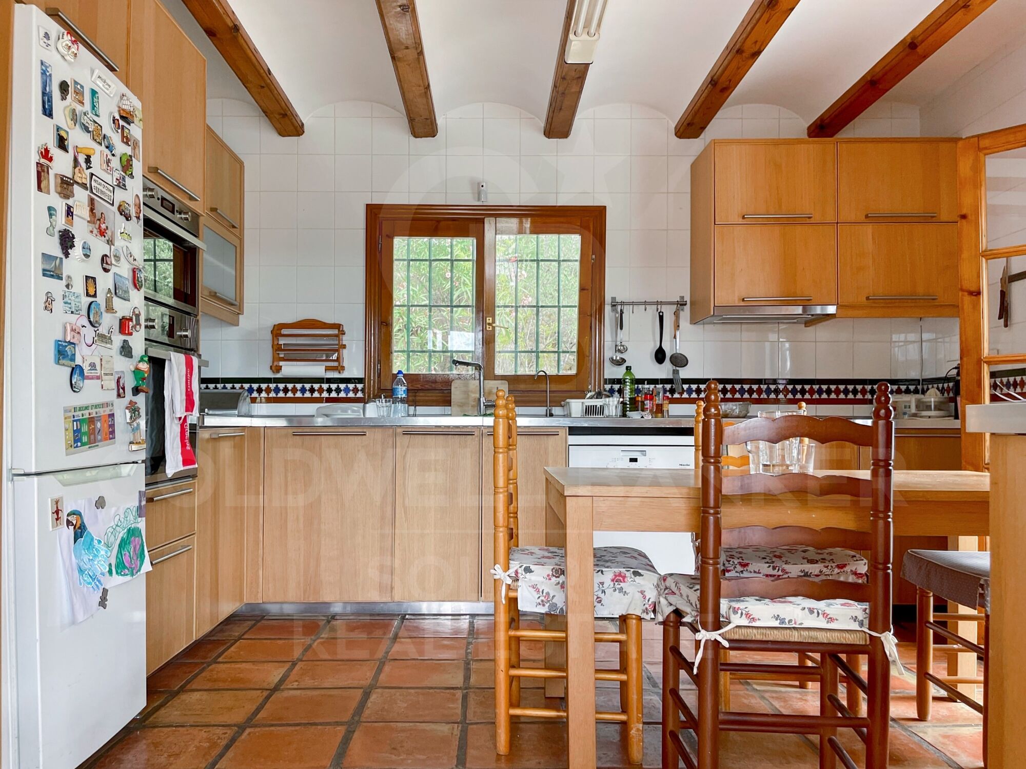 5Bed country house with infinite views. Near the Golf Club