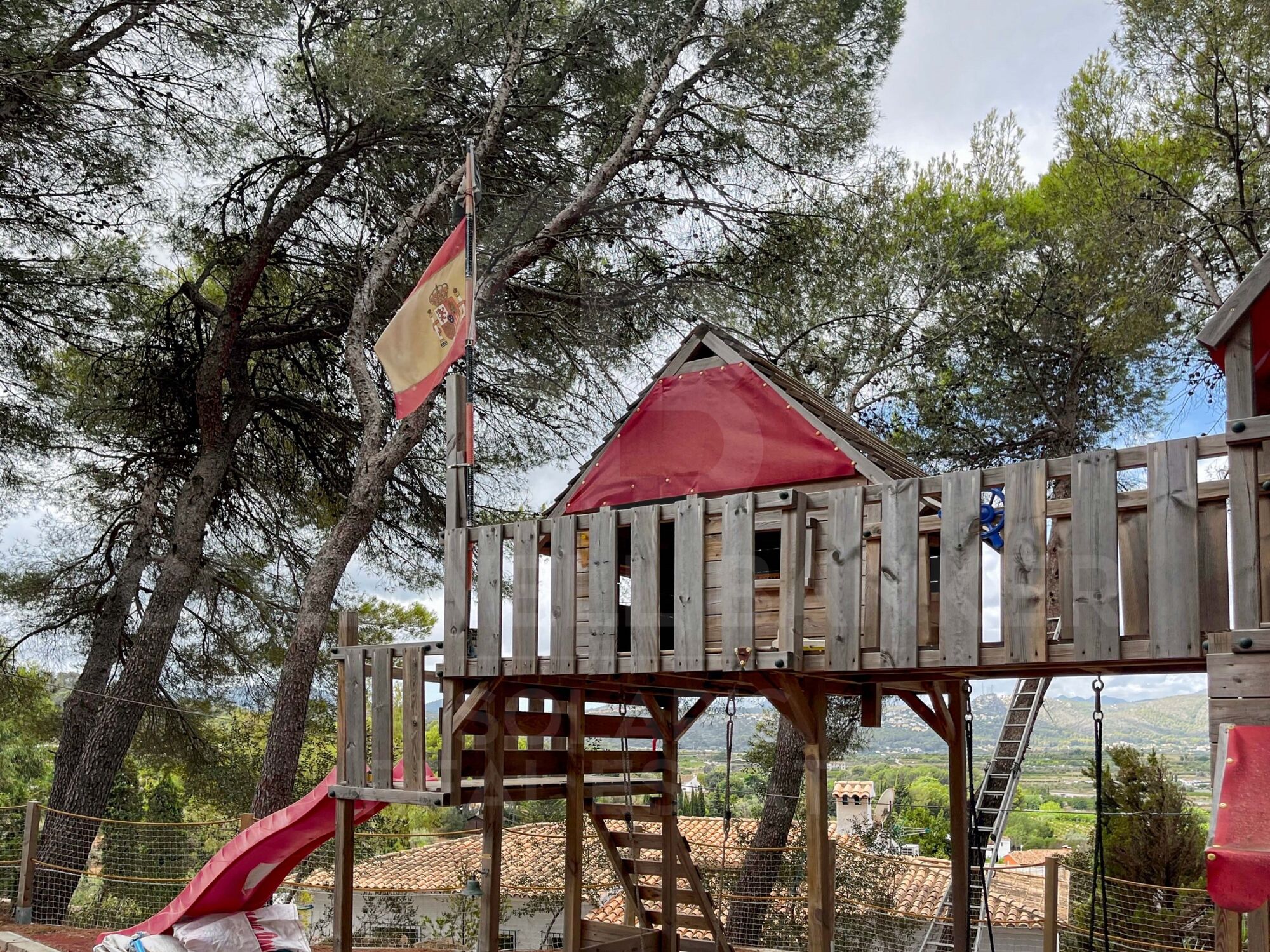 5Bed country house with infinite views. Near the Golf Club